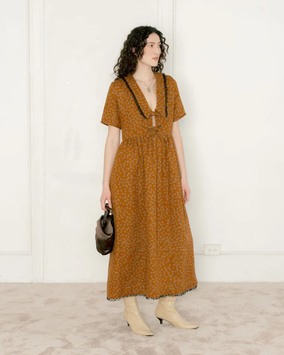 A BRONZE AGE SHILOH DRESS - PENNY FLORAL Walk Mood Calm Lines