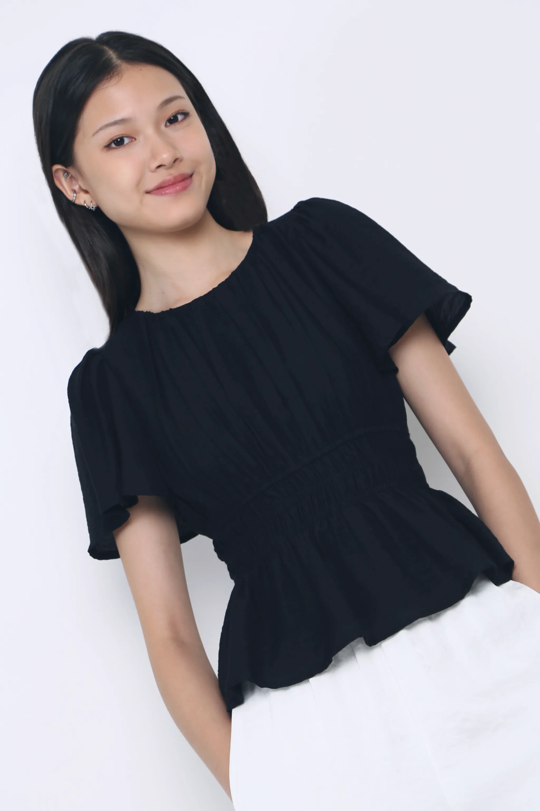Lush Pleat Blouse Black Vintage Pullover Slim Silhouette