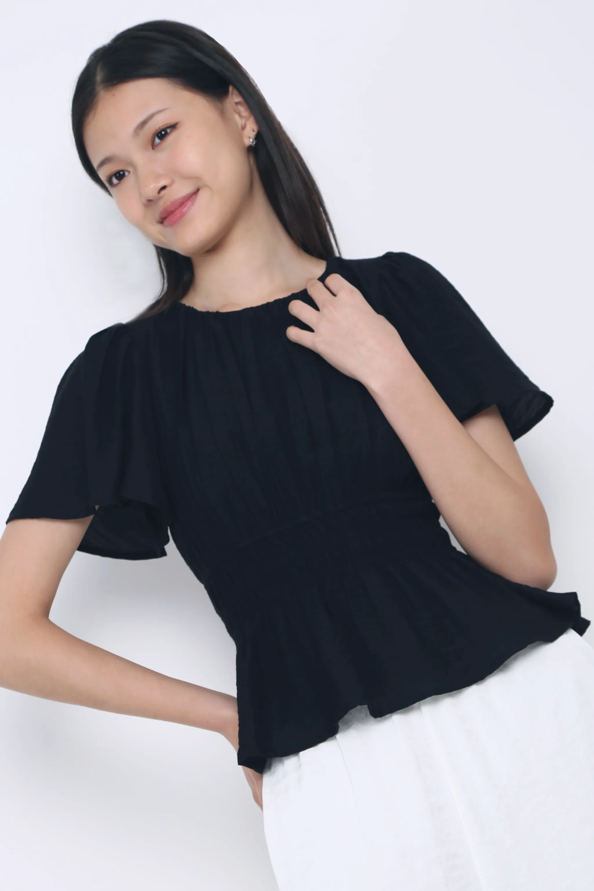 NonRestrictive Fit Lush Pleat Blouse Black