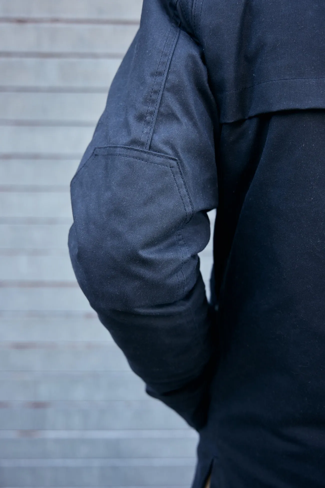 Non Irritating Tags Arctic Kingsland Parka - Black