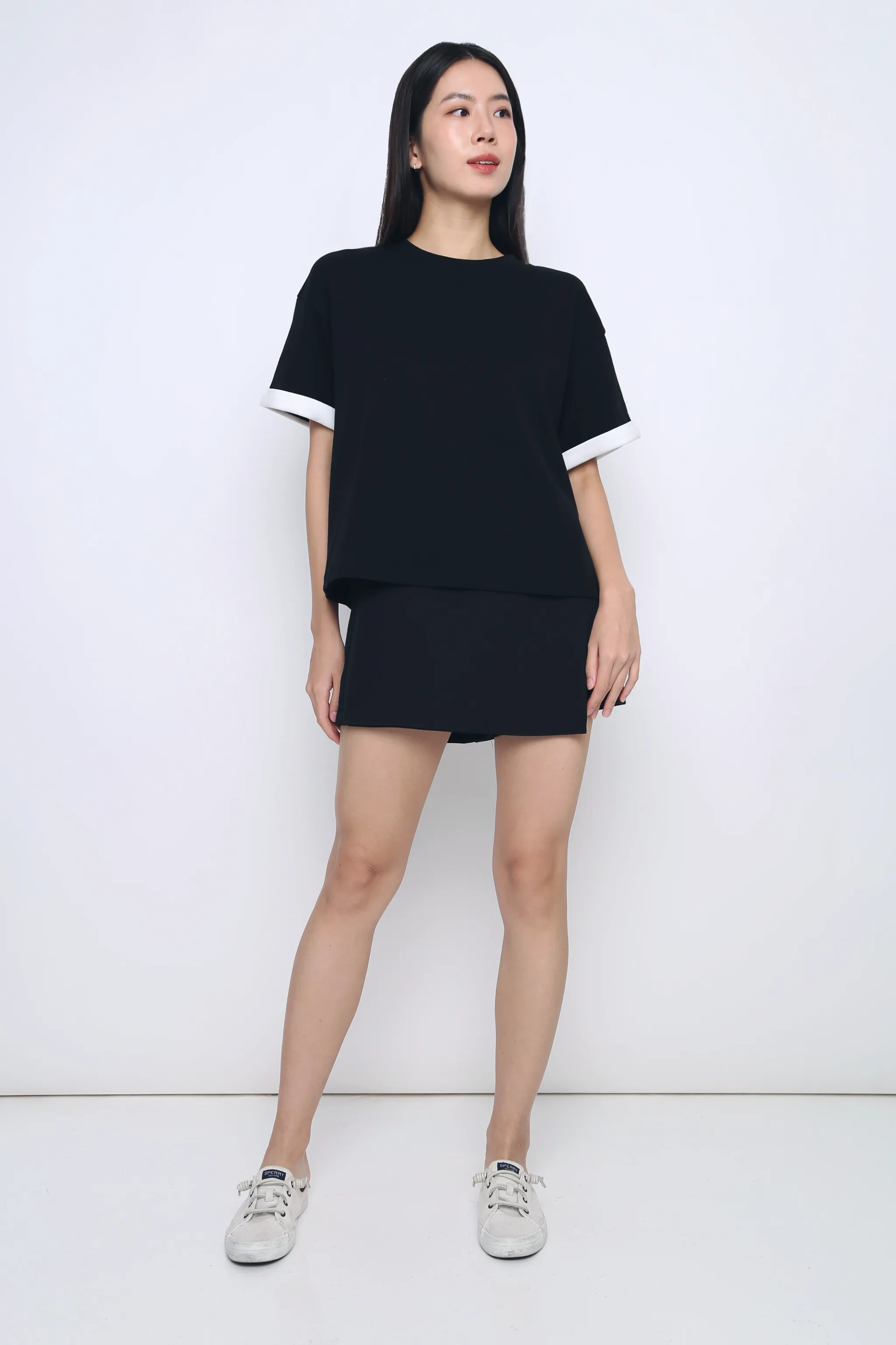 Minimalist Cuff Soft Cotton Toni Colorblock Boxy Tee Black/White