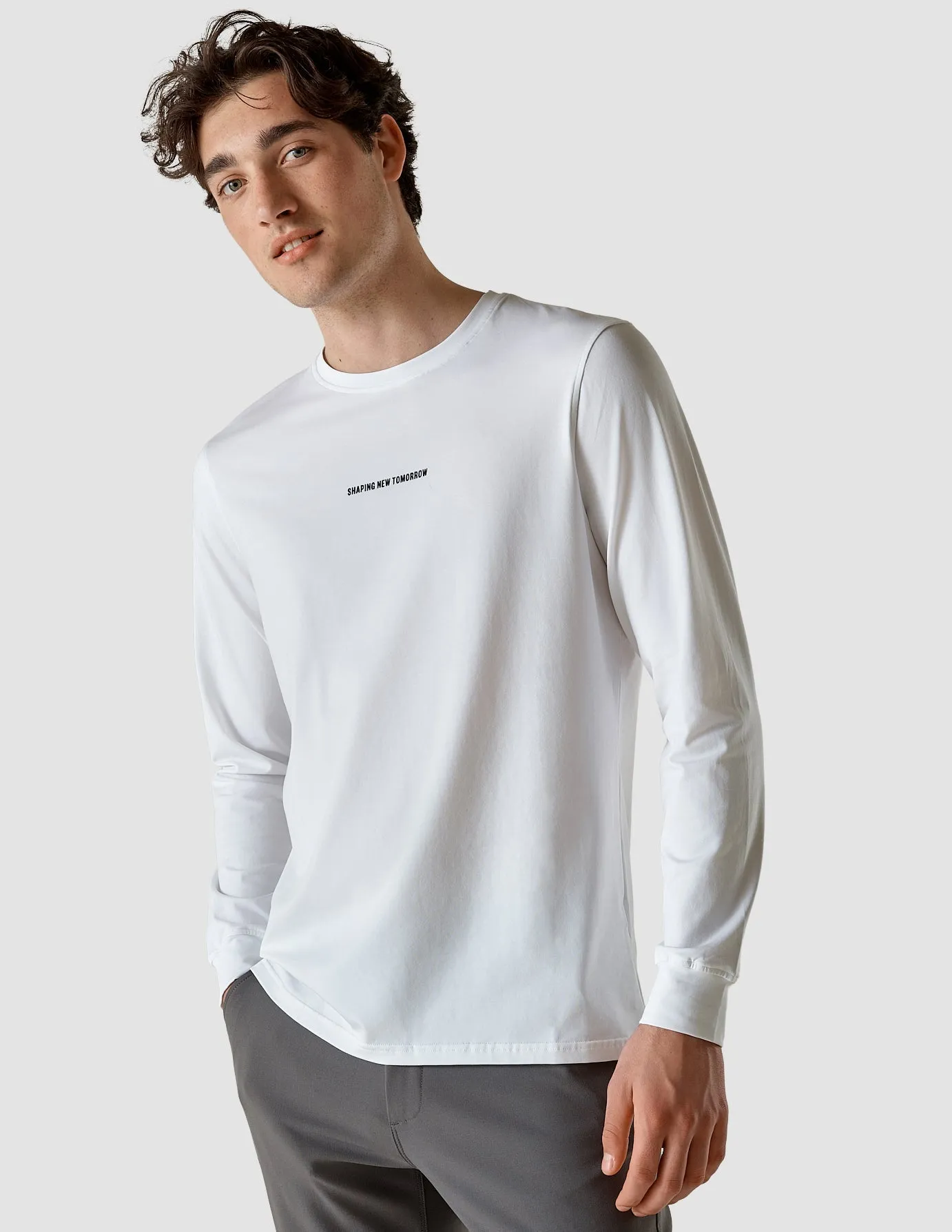 Easy-Going Style Supima Autograph Long-Sleeved T-Shirt White