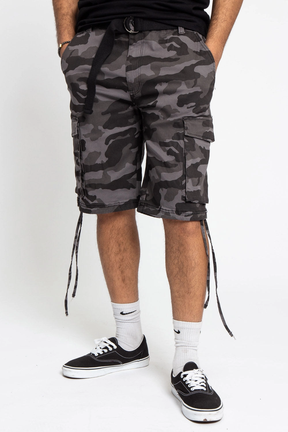 Belted Camo Cargo Shorts Simple Cut Easy Fit
