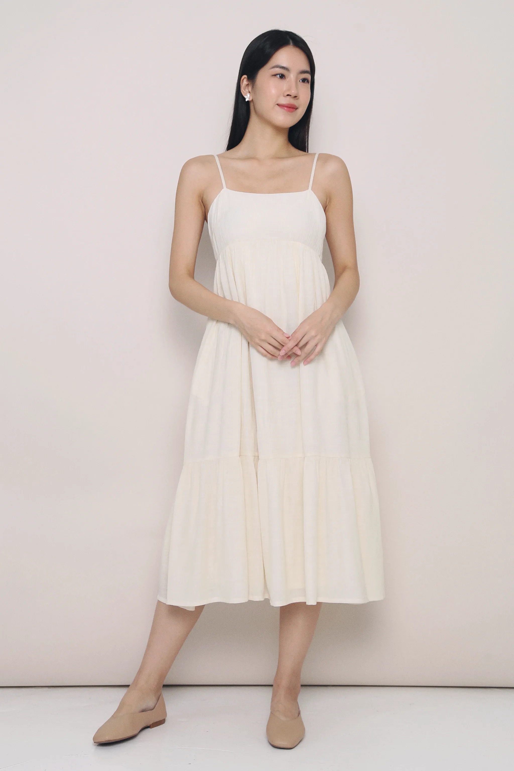 Calm Shine Bold Structure Bethlyn Strappy Tier Midi Dress Vanilla