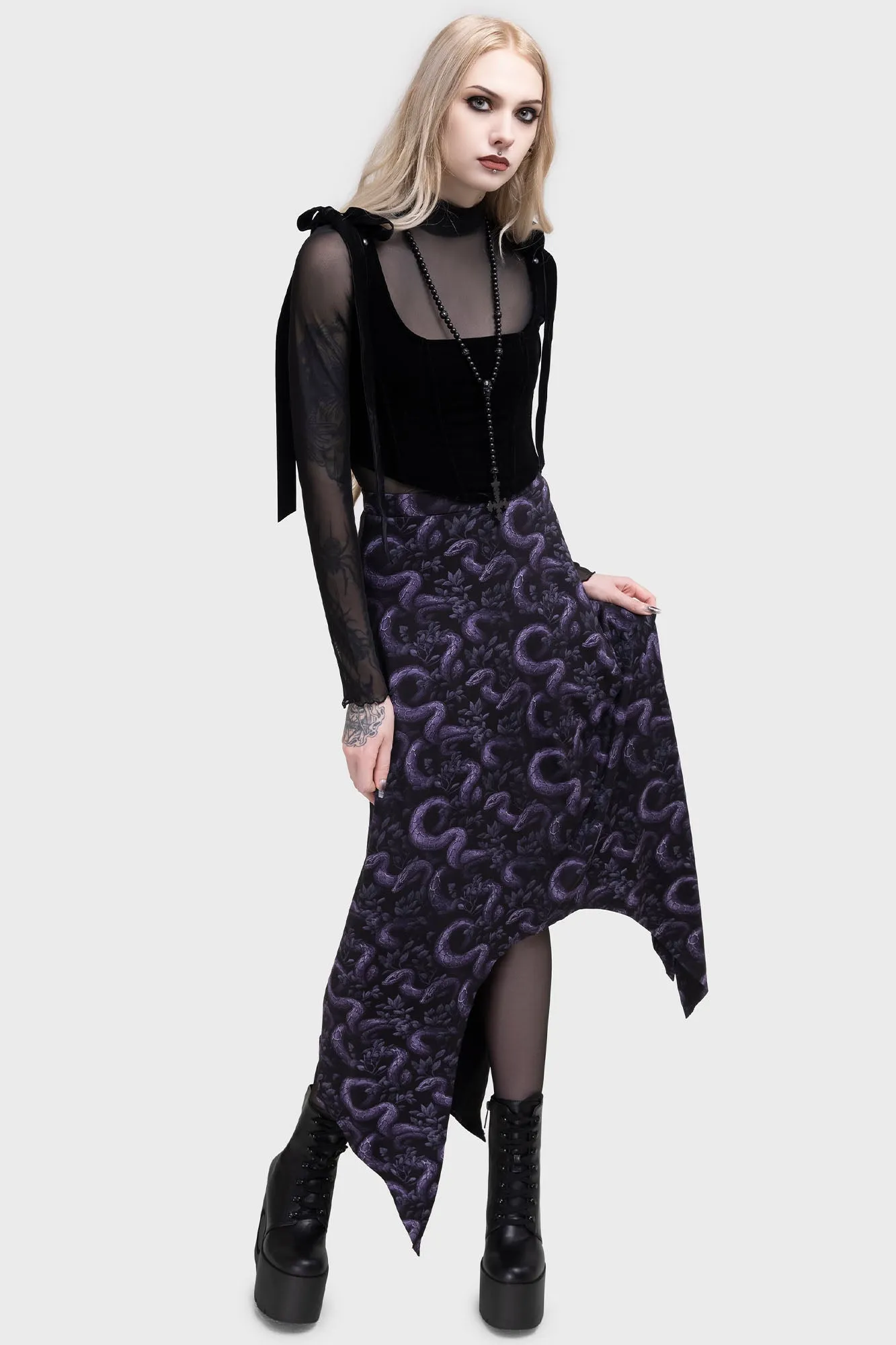 urban scene Blackfang Skirt