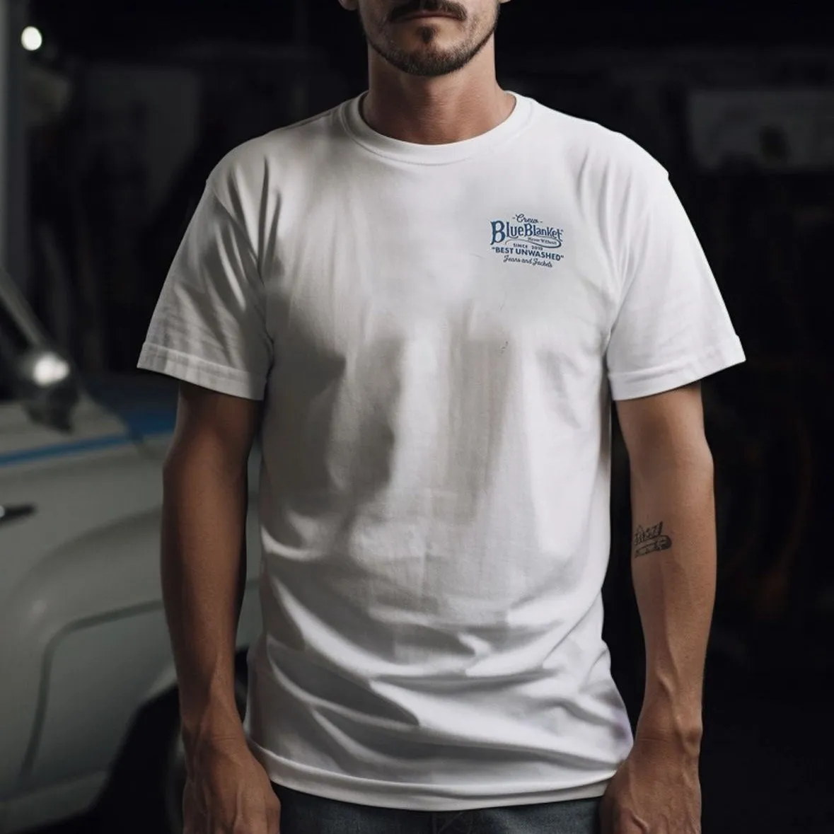 BLUE BLANKET JEANS TS9-IT78 TUBULAR LOGO T-SHIRT - WHITE casual and comfortable Quick Dry Comfort