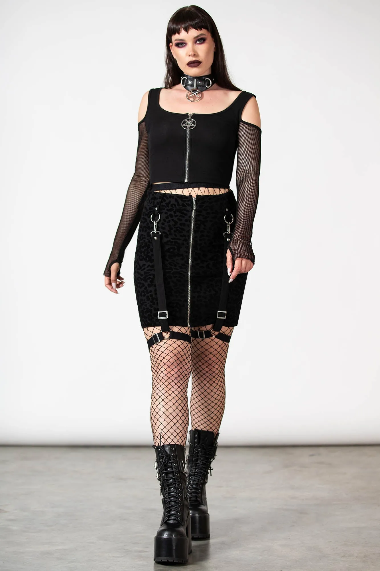 Polished Style Diagonal Slit Bound To Me Garter Skirt