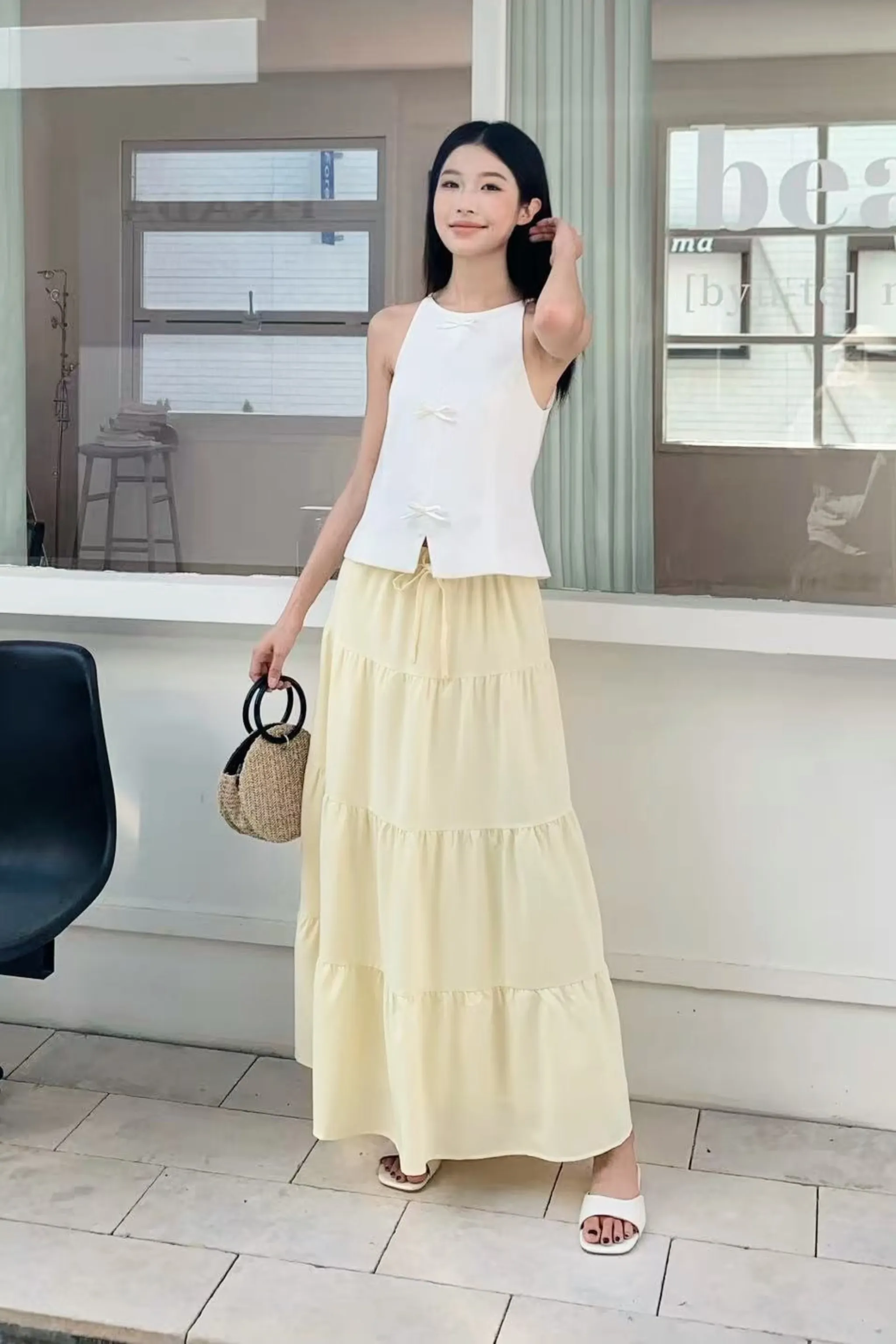 Bow Alert Strappy Top White ButtonlessClosure