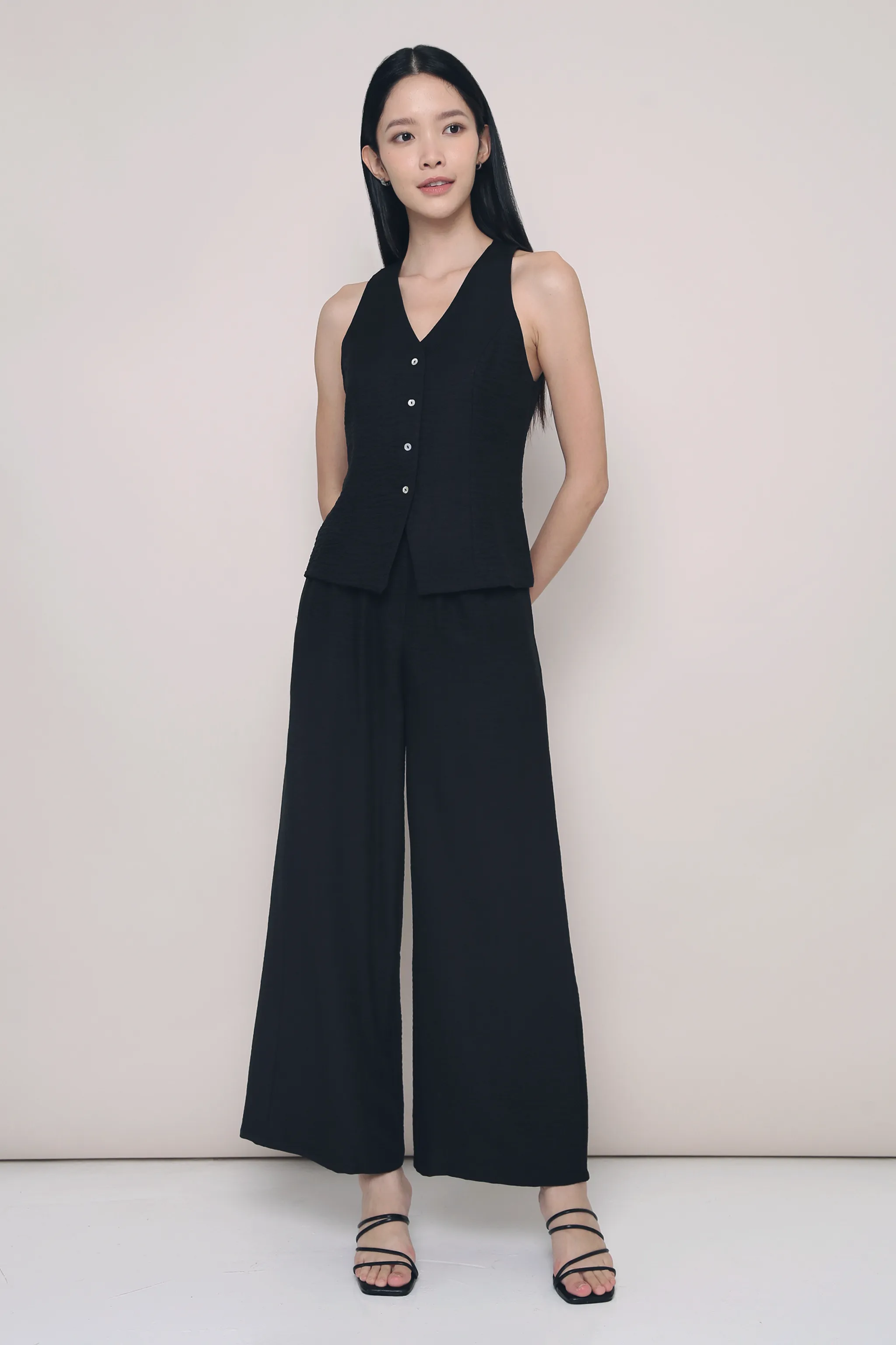 Carlton 2-Piece Suit Black Ethically Sourced Yarn