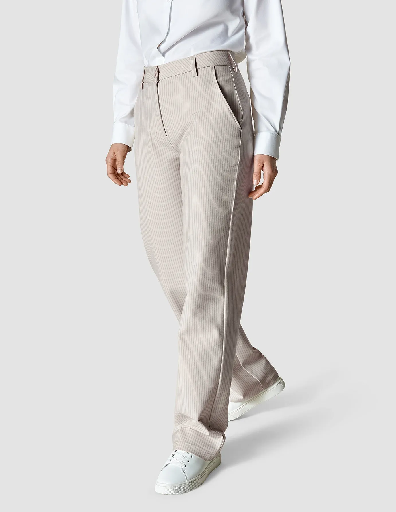 Essential Pants Straight Cream Latte Flowy legs Outdoor Essentials