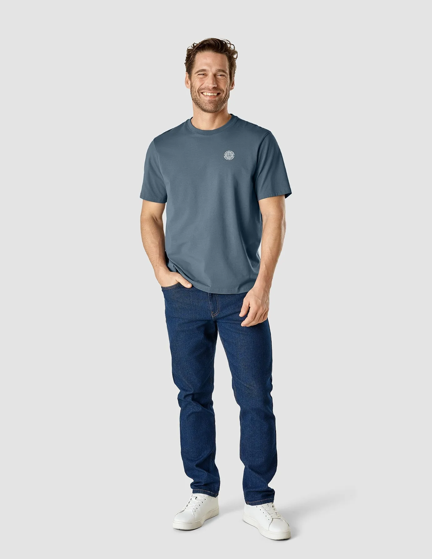 Comfortable And Trendy Supima T-shirt Box Fit Globe Blue Mirage