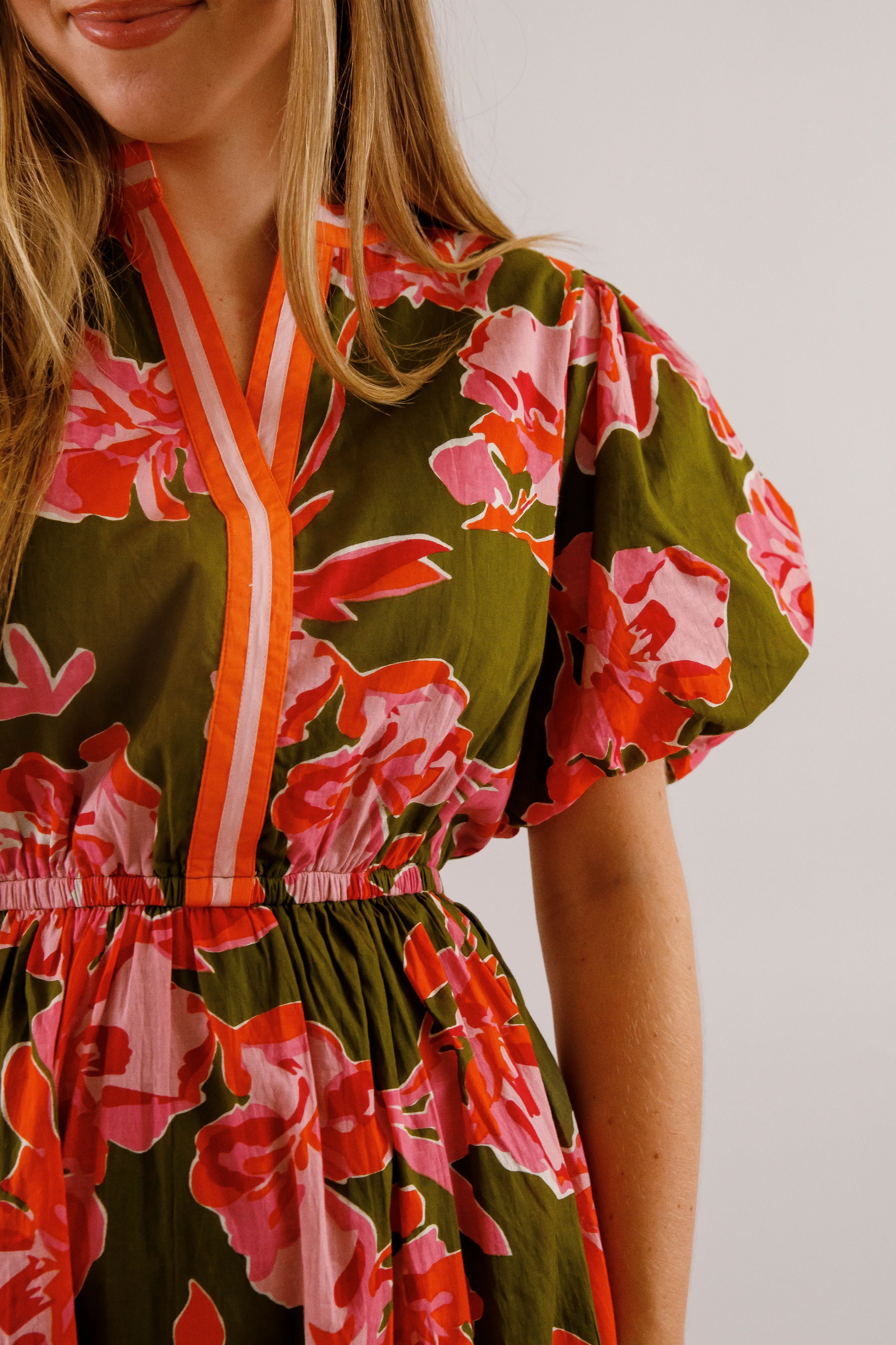 Refined fit Smooth Mood Exciting Opportunities Midi Dress