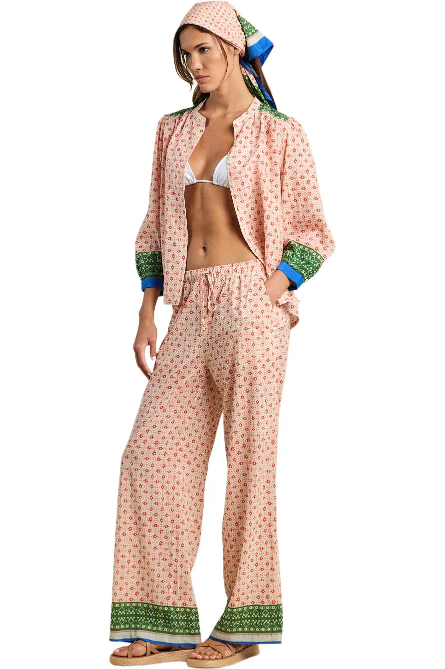 Outdoor Friendly Trovata Birds of Paradis Vera Pants in Santorini Border