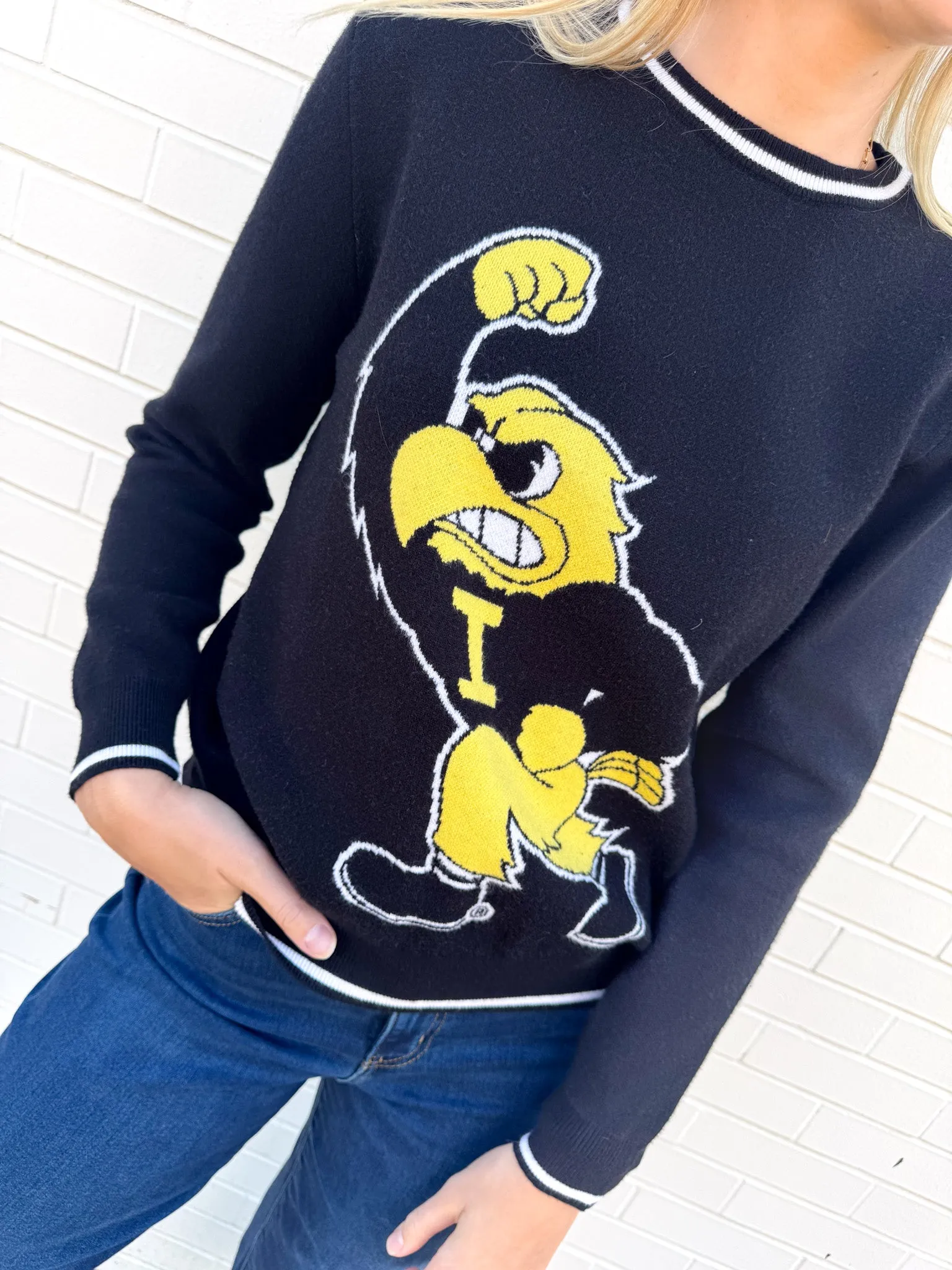 Iowa Wicks Sweater Classic Layer