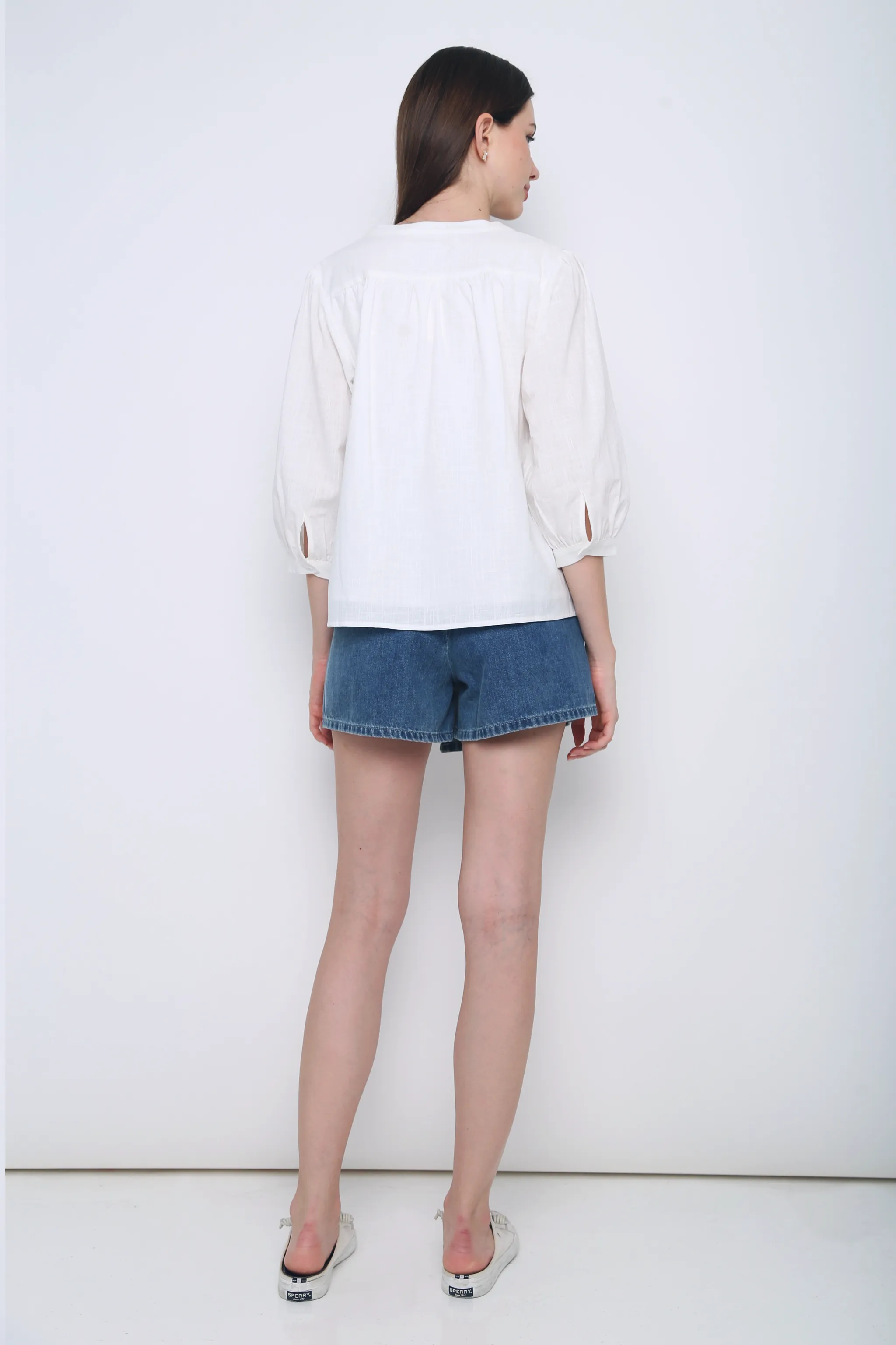 Demi Linen Shirt White Stretch Waistband Design Reinforced Shoulders