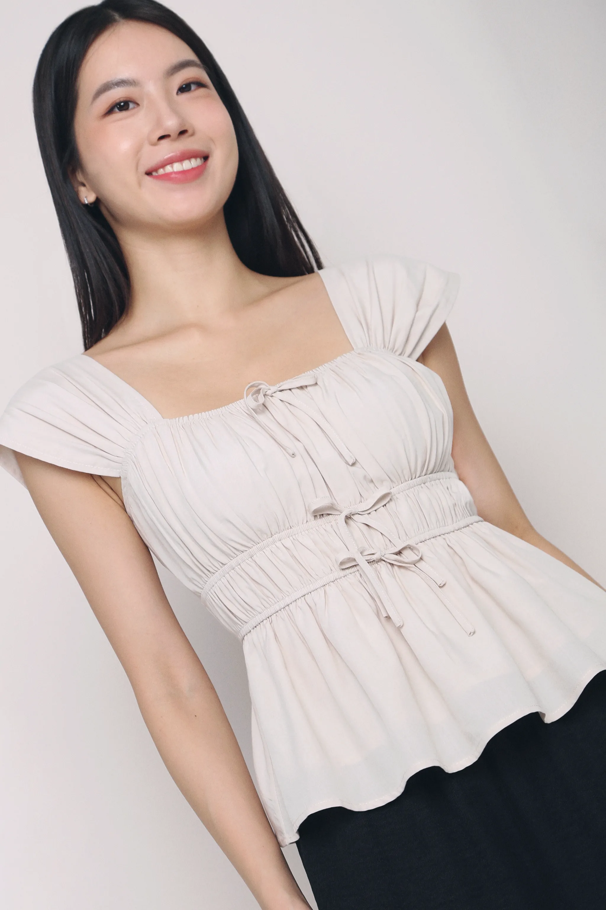 AntiStaticLining Erin Ribbon Fan Sleeves Blouse Cream