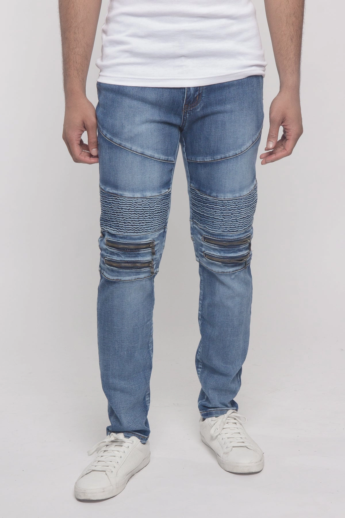 Non Bulk Comfy Shape Scrunched Zipper Moto Biker Denim Jeans