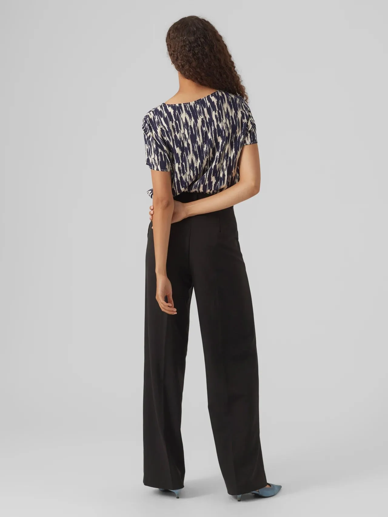 RibbedTexture MoistureWicking Fabric Easy Joy Short Sleeve Top