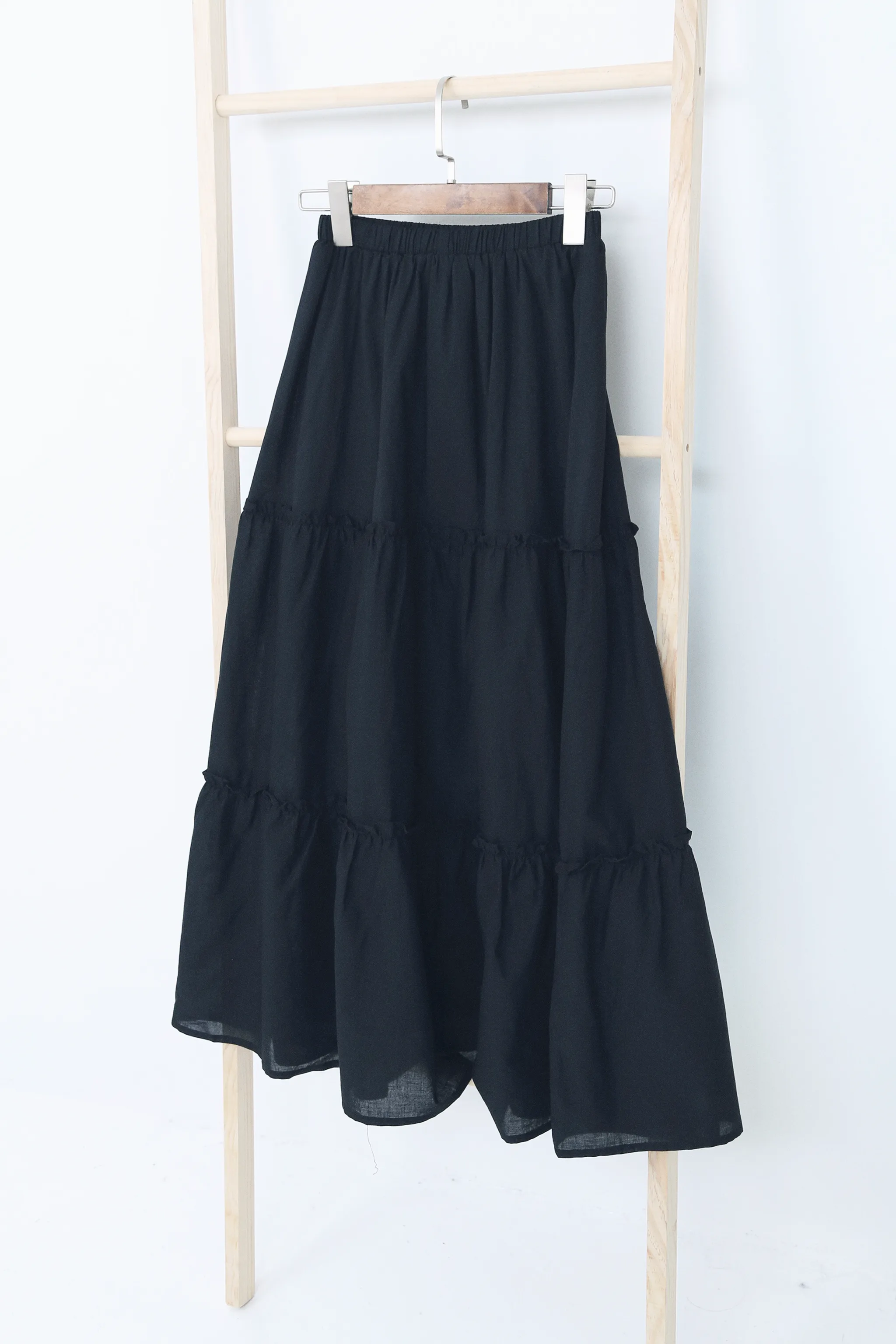 Smooth Edging Resale Value Eloise Tiered Maxi Skirt Black