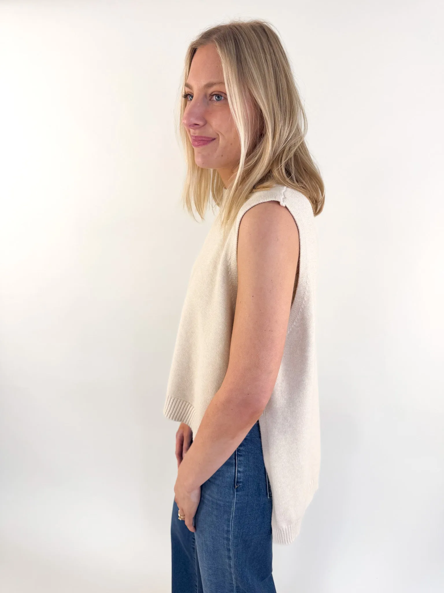 Ember Sleeveless Sweater Soft Comfort Fit