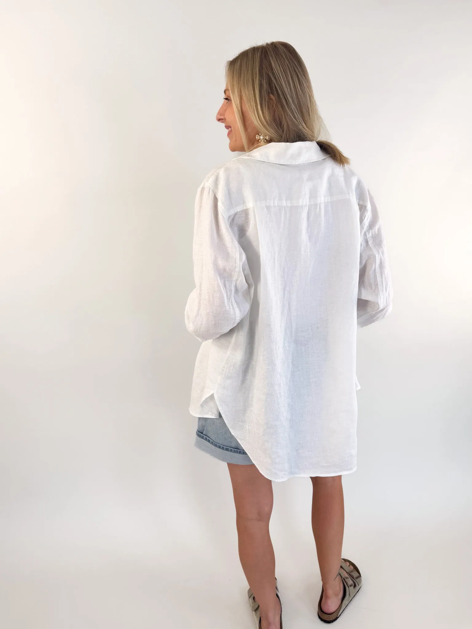 Odor Control Technology Relaxed White Linen Shirt