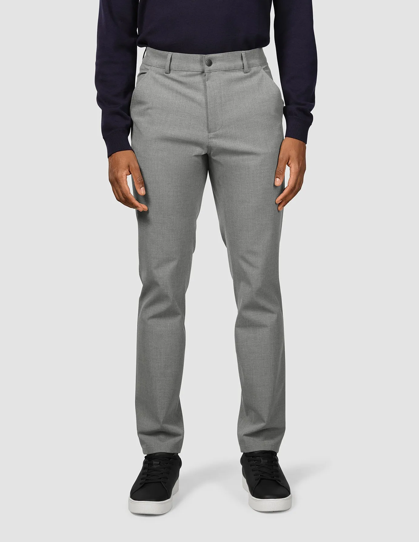 Essential Pants Slim Cloud Grey Sleek Design