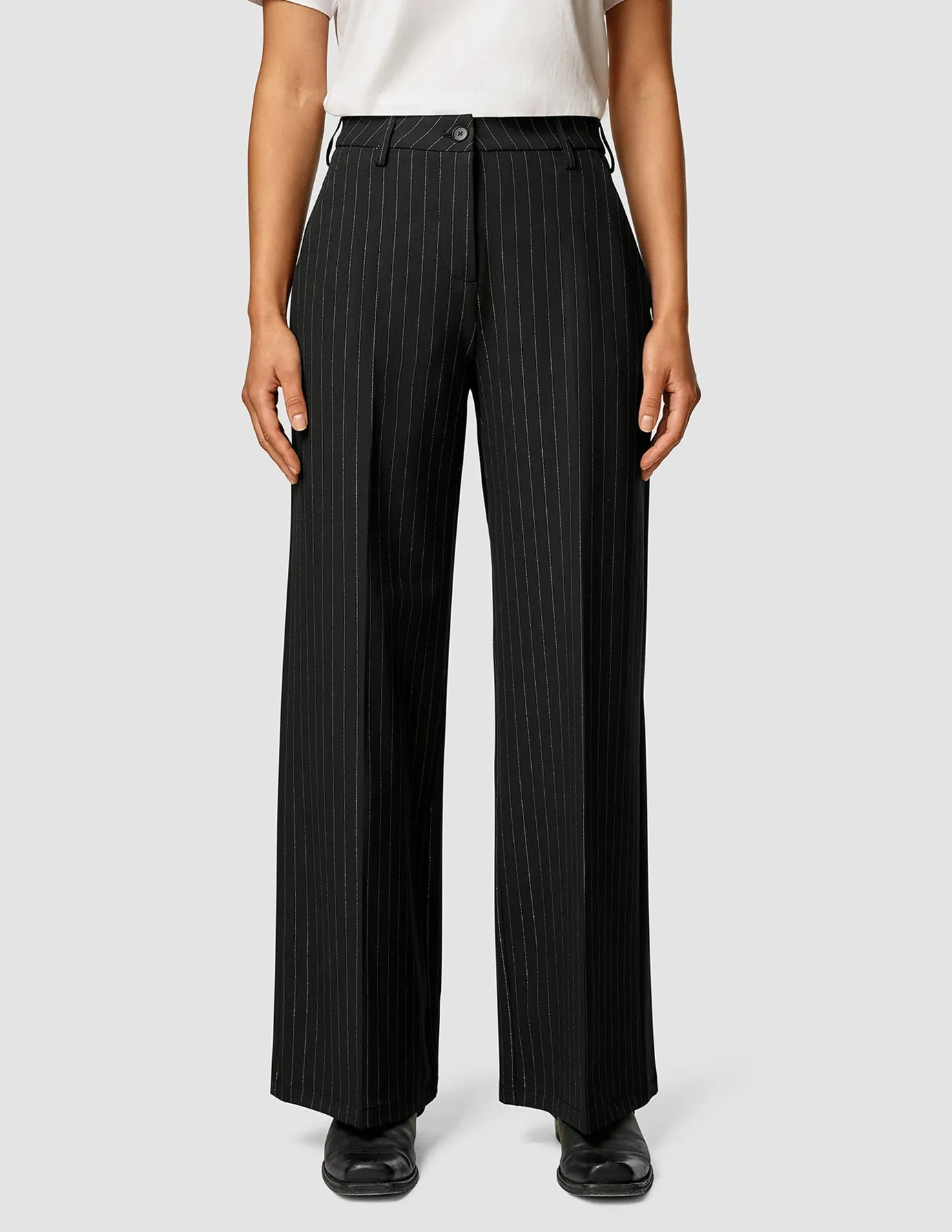 Layer Ready Essential Pants Wide Black Silver Pinstripe