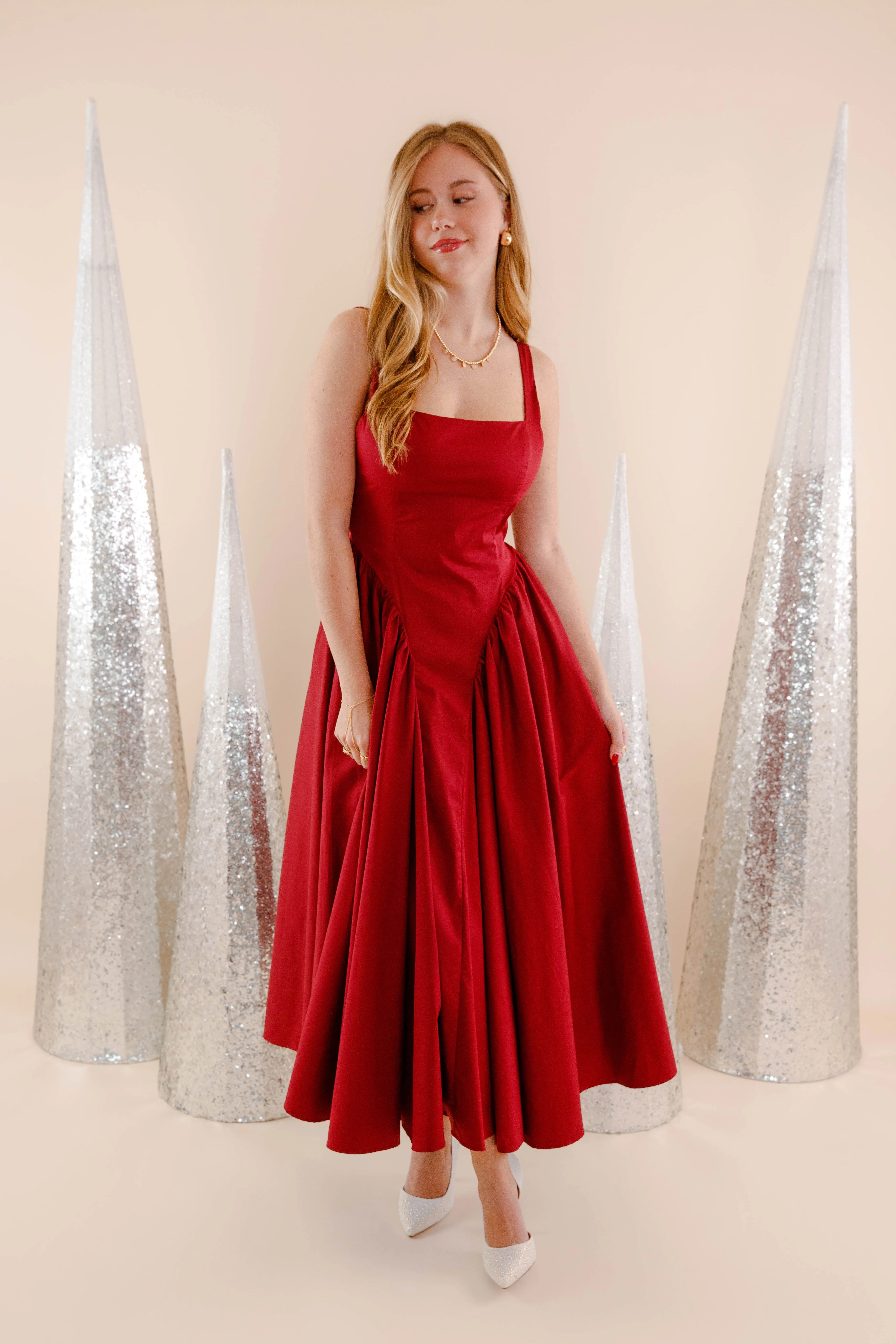 Smart Edge Playing the Game Midi Dress