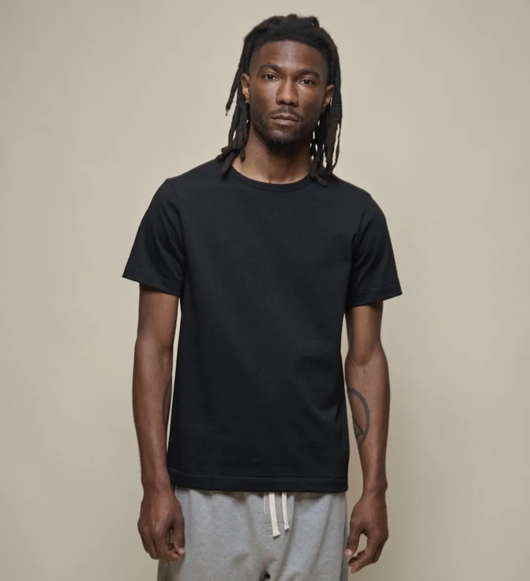 MERZ B SCHWANEN CLASSIC T-SHIRT 215 - DEEP BLACK Fashionable Option Abstract mystery