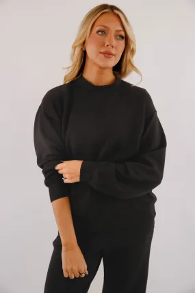 Chunky Yarn Chilly Ready Gathering Miles Pullover-Black