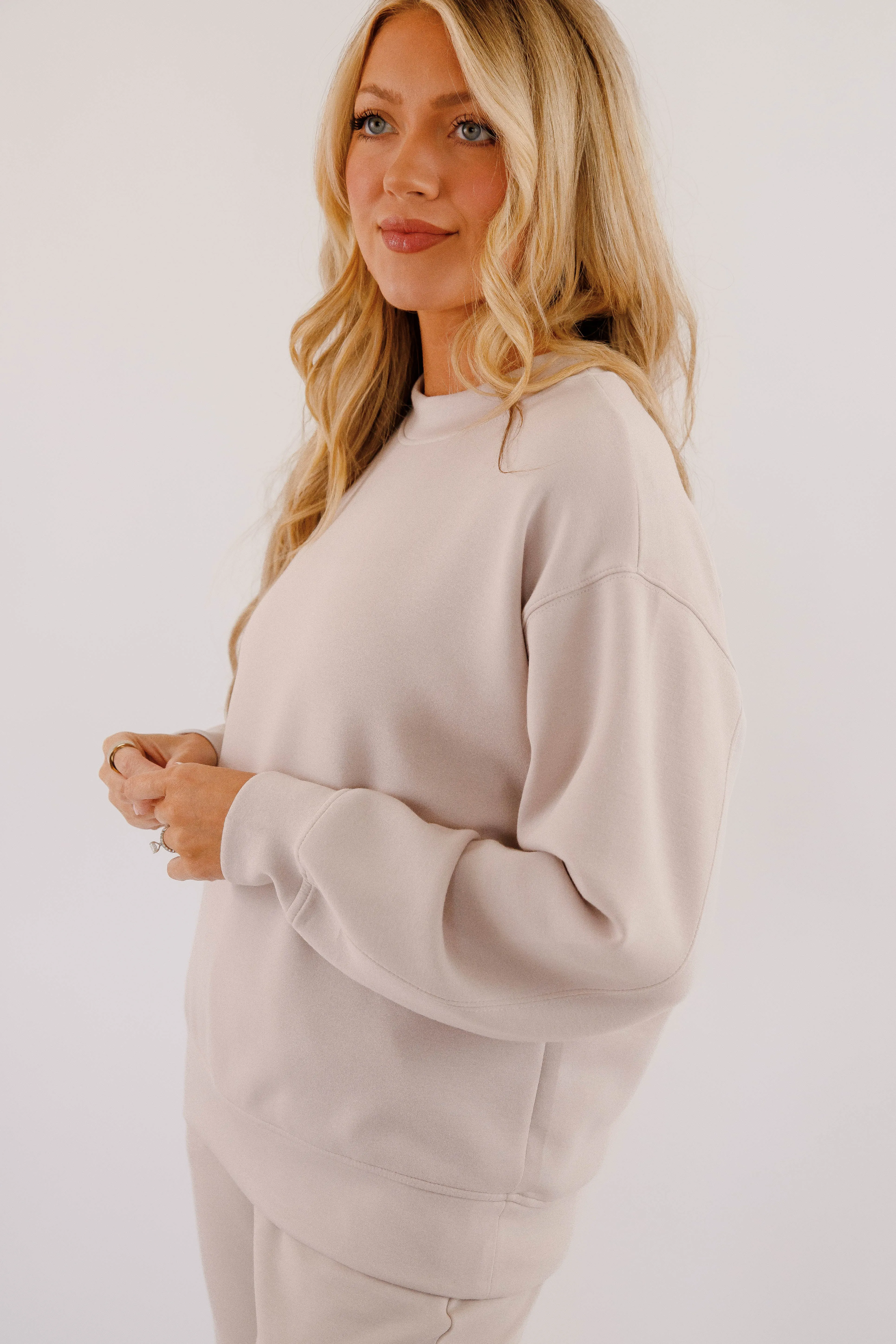 Classic Winter Warm and Cozy Gathering Miles Pullover-Mocha Cream