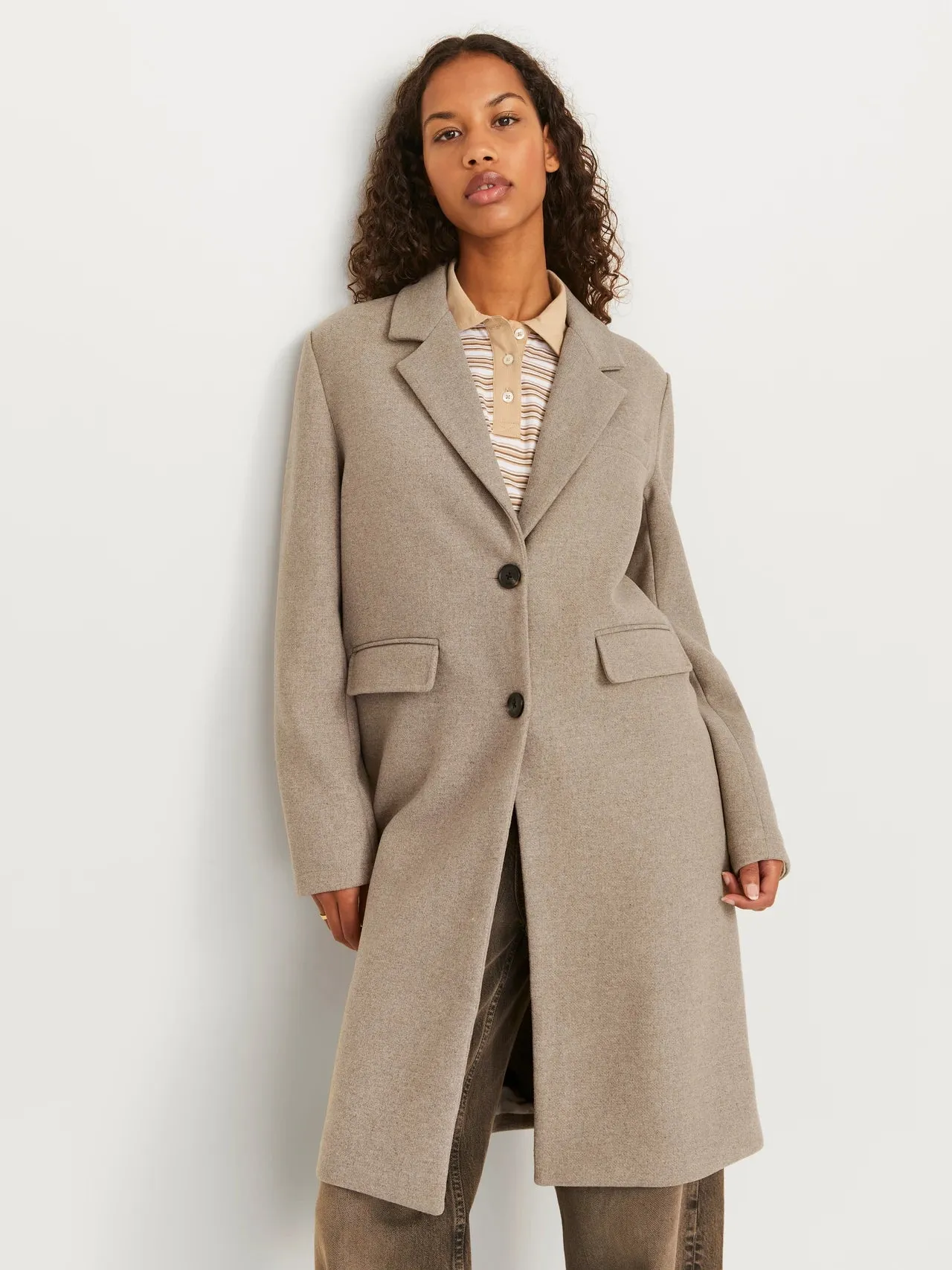 Embellished Trim Reinforced Shoulder Protection Collared Wool Coat