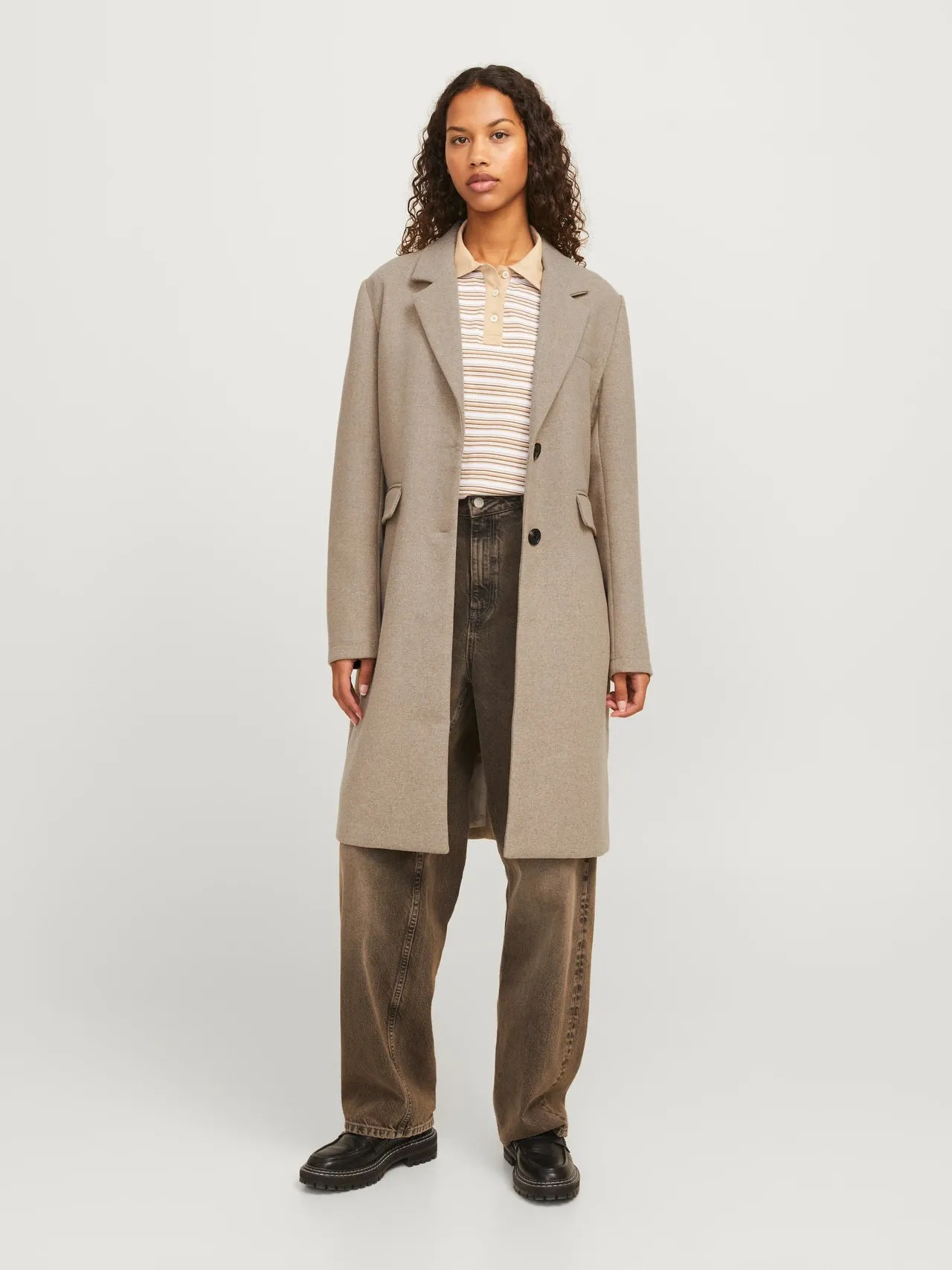 Collared Wool Coat Flexible Fit Engineering