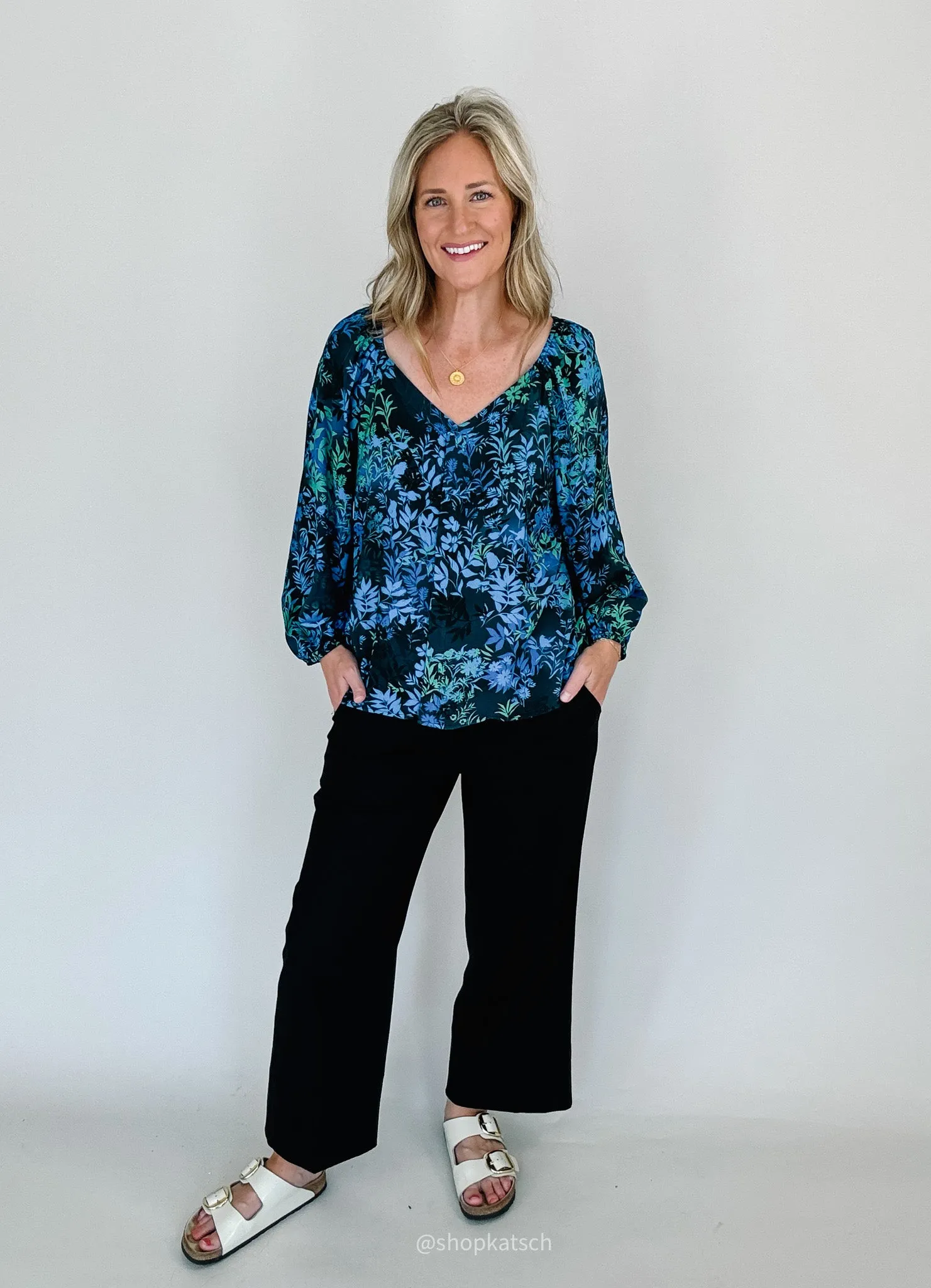 Jayla 3/4 Sleeve Sweetheart Neck Blouse Fitted Shape