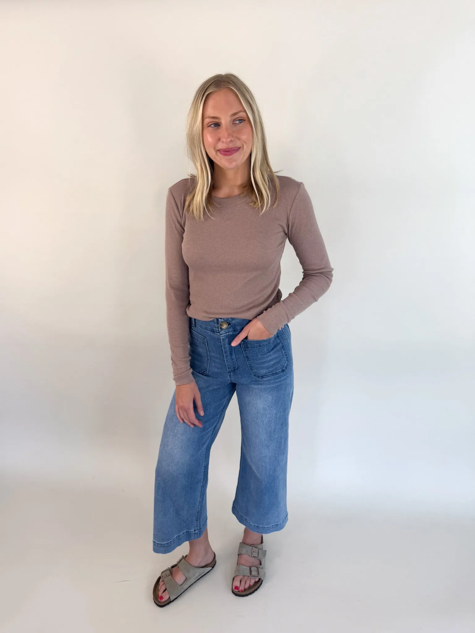 Loungewear Bracelet Jensen Round Neck Top- Mocha