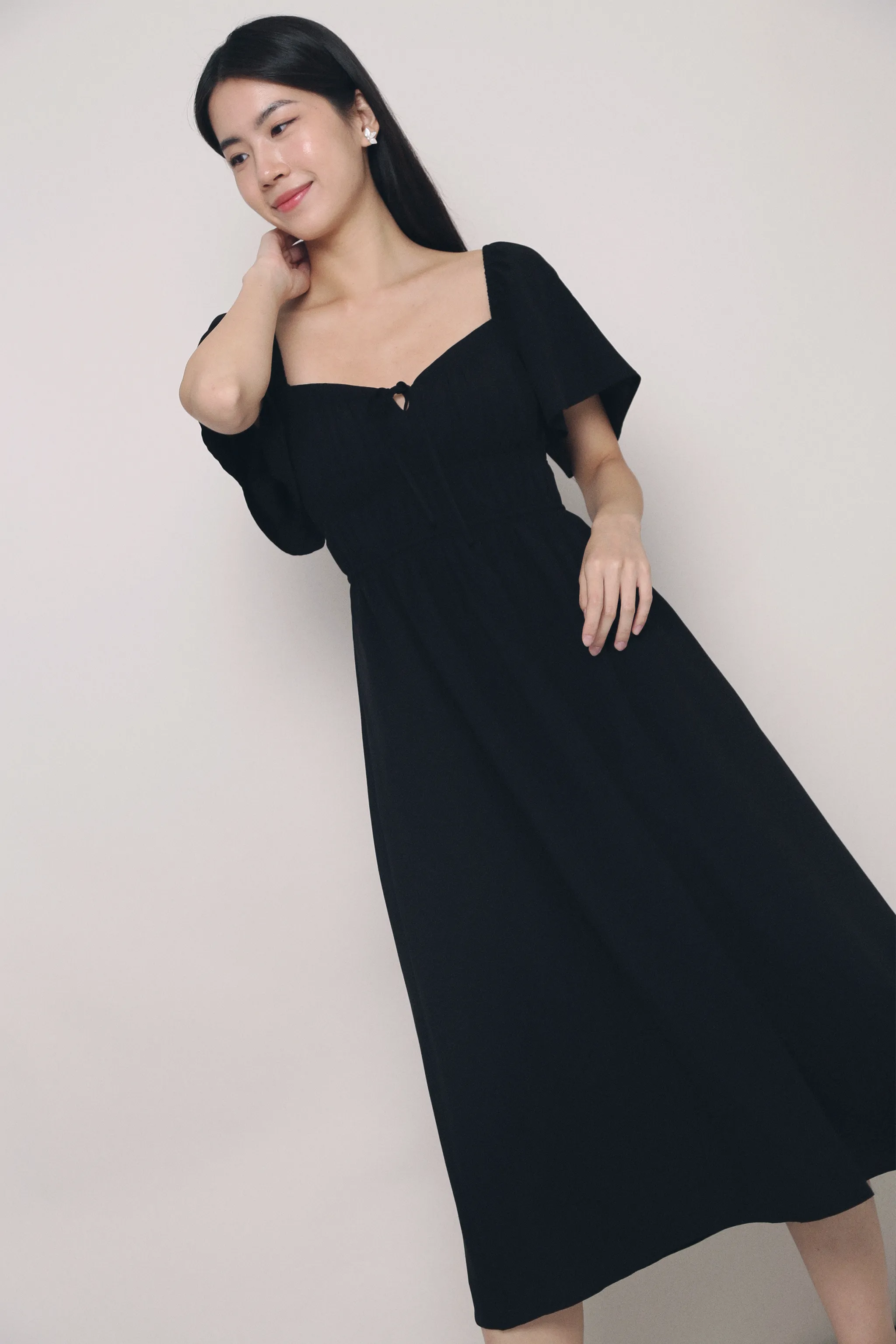 Kate Pleated Midaxi Dress Black Vibrant Waist