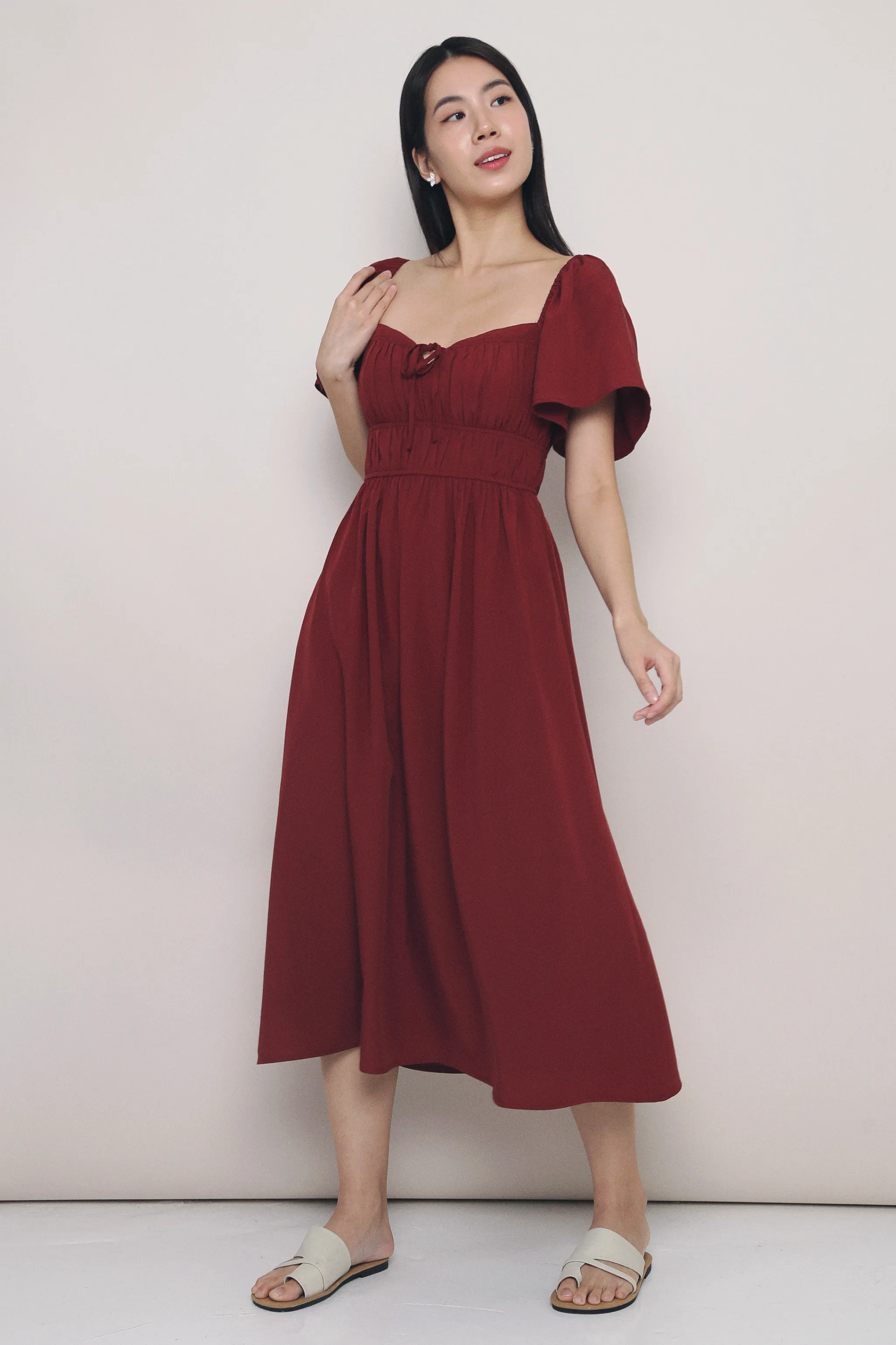 Balanced feel Kate Pleated Midaxi Dress Burgundy