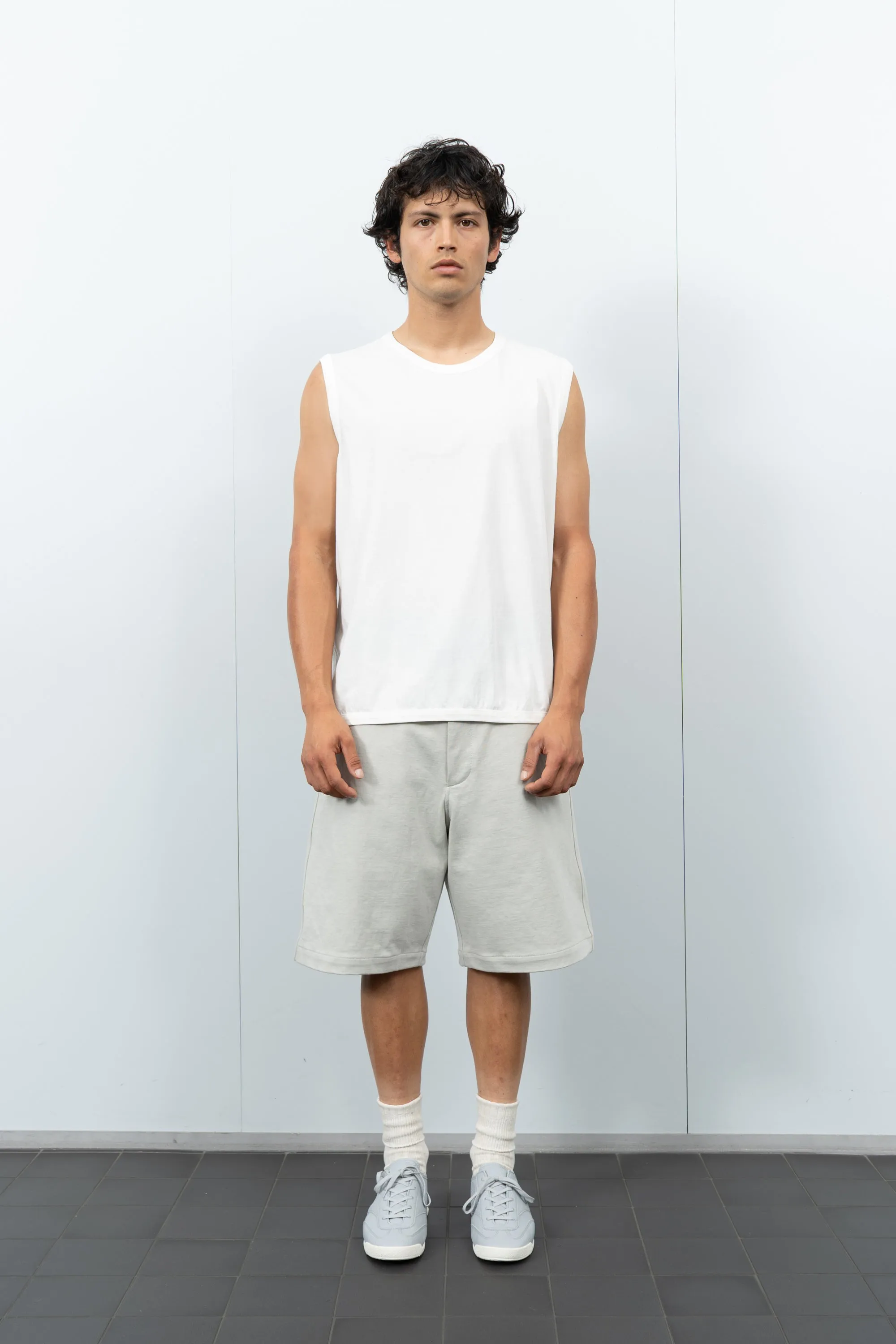 Sport Performance Design Relaxed fit wear LADY WHITE CO. SLEEVELESS TEE - WHITE