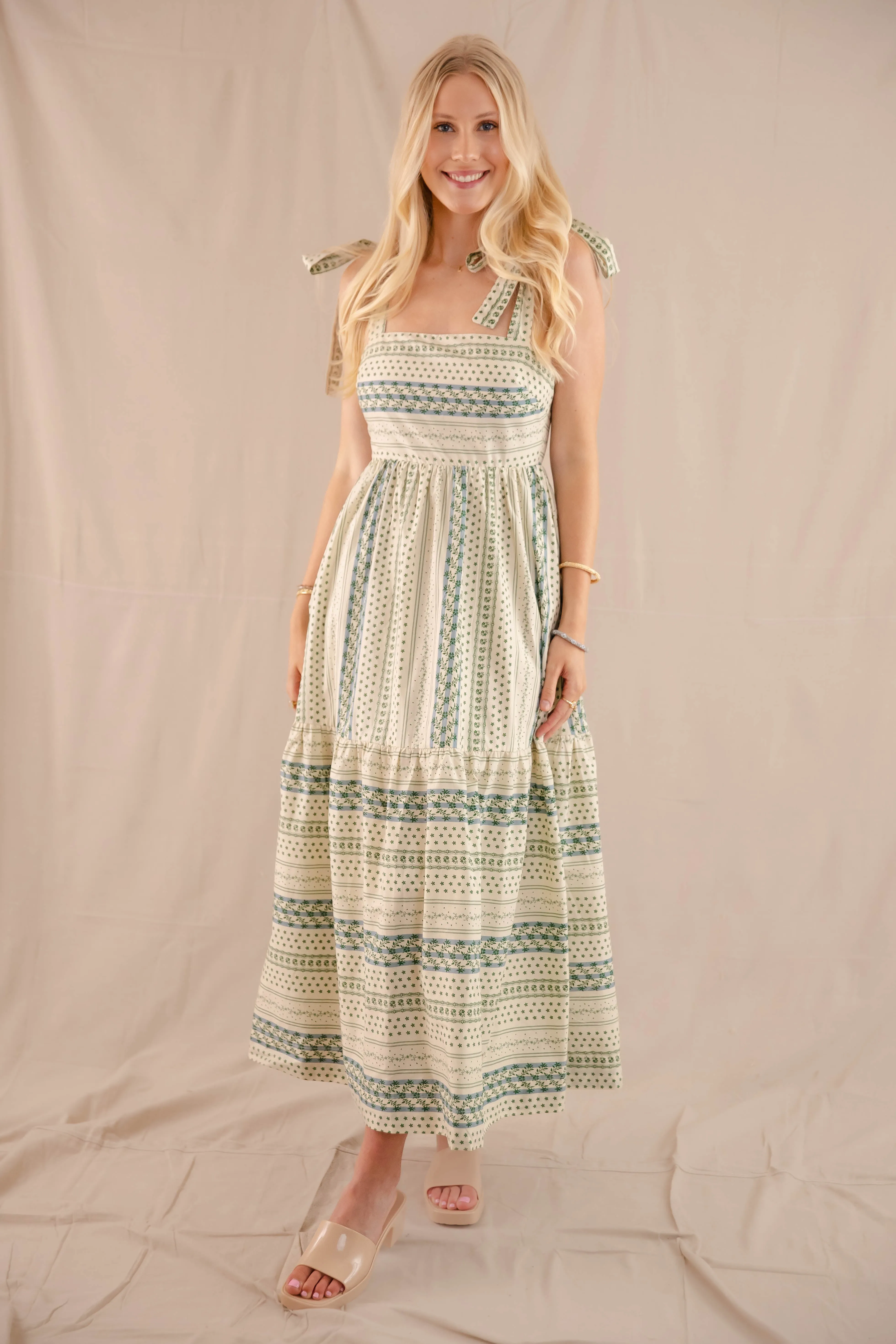 Chill Design Living Easy Maxi Dress