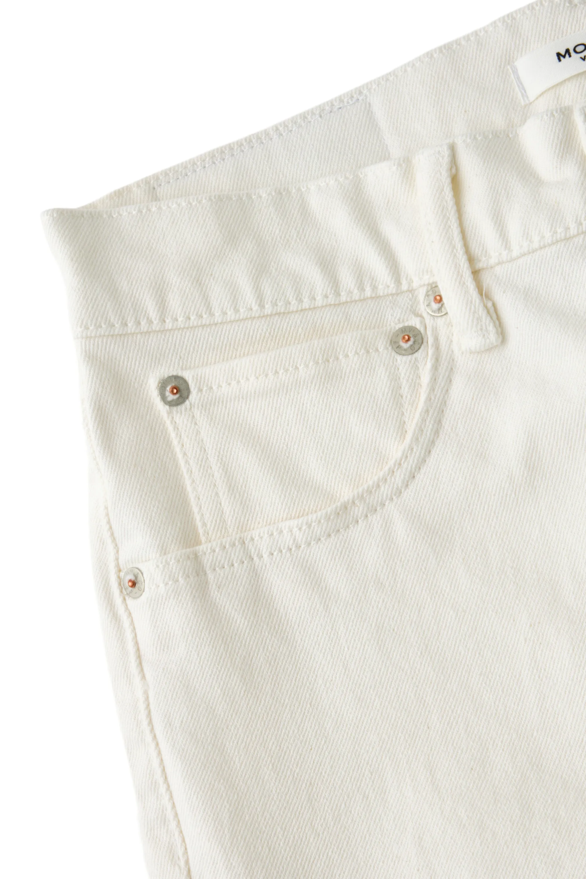 Moussy Denim Calvert Skinny in White Fits Everyone Timeless Match