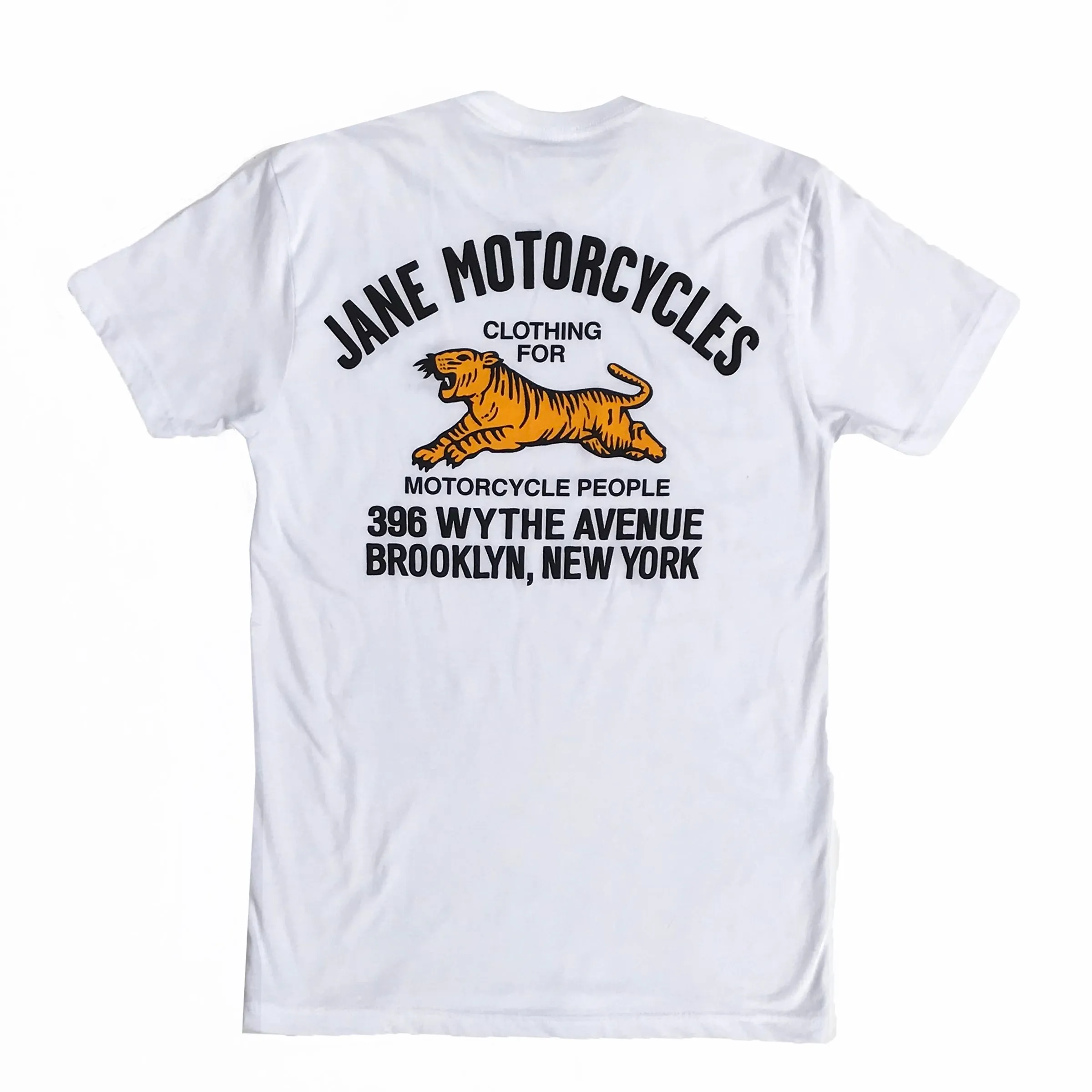 MULBERRY STREET SHORT SLEEVE - WHITE Side Vent Design Autumn coziness