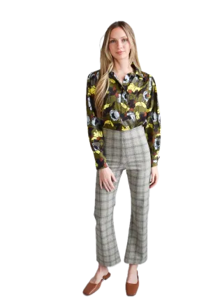 Never A Wallflower Pull On Pants in Stretch Plaid Relaxed Wear Perfect Fit Wear