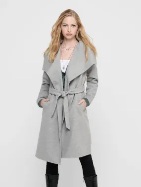 Daywear Staple New Phoebe Coat