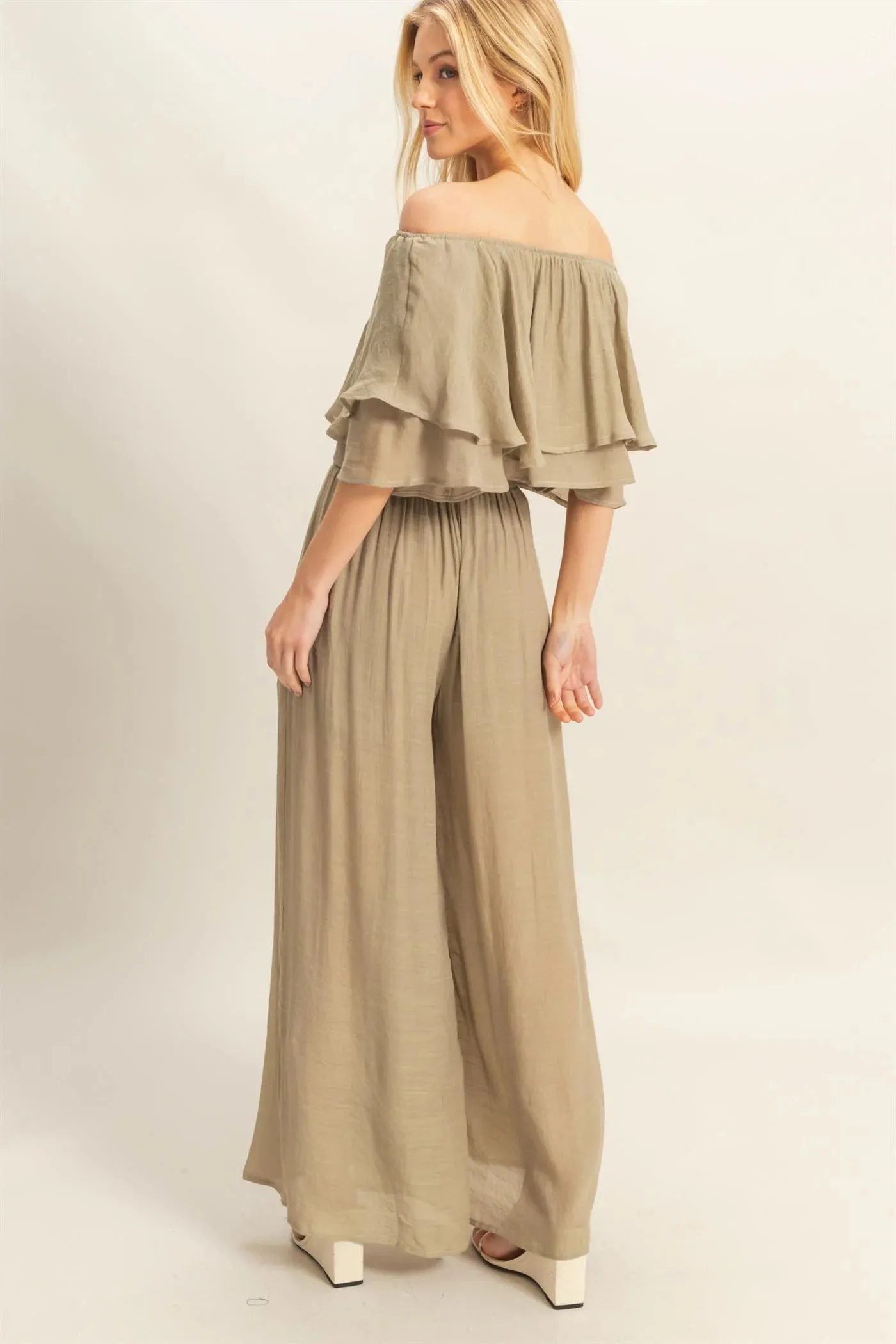 Smart Utility Modern Couple Look Off the Shoulder Blouse and Pants Set