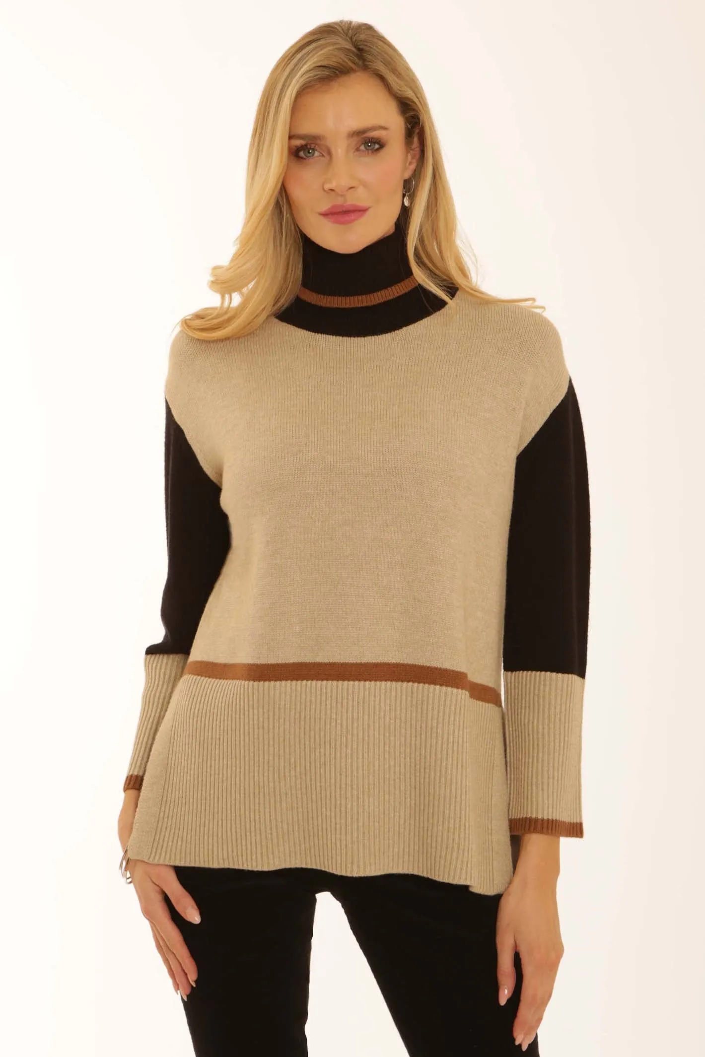 Pomodoro Clothing Roll Neck With Tipping 32550 Outdoor Apparel AntiMicrobialLining