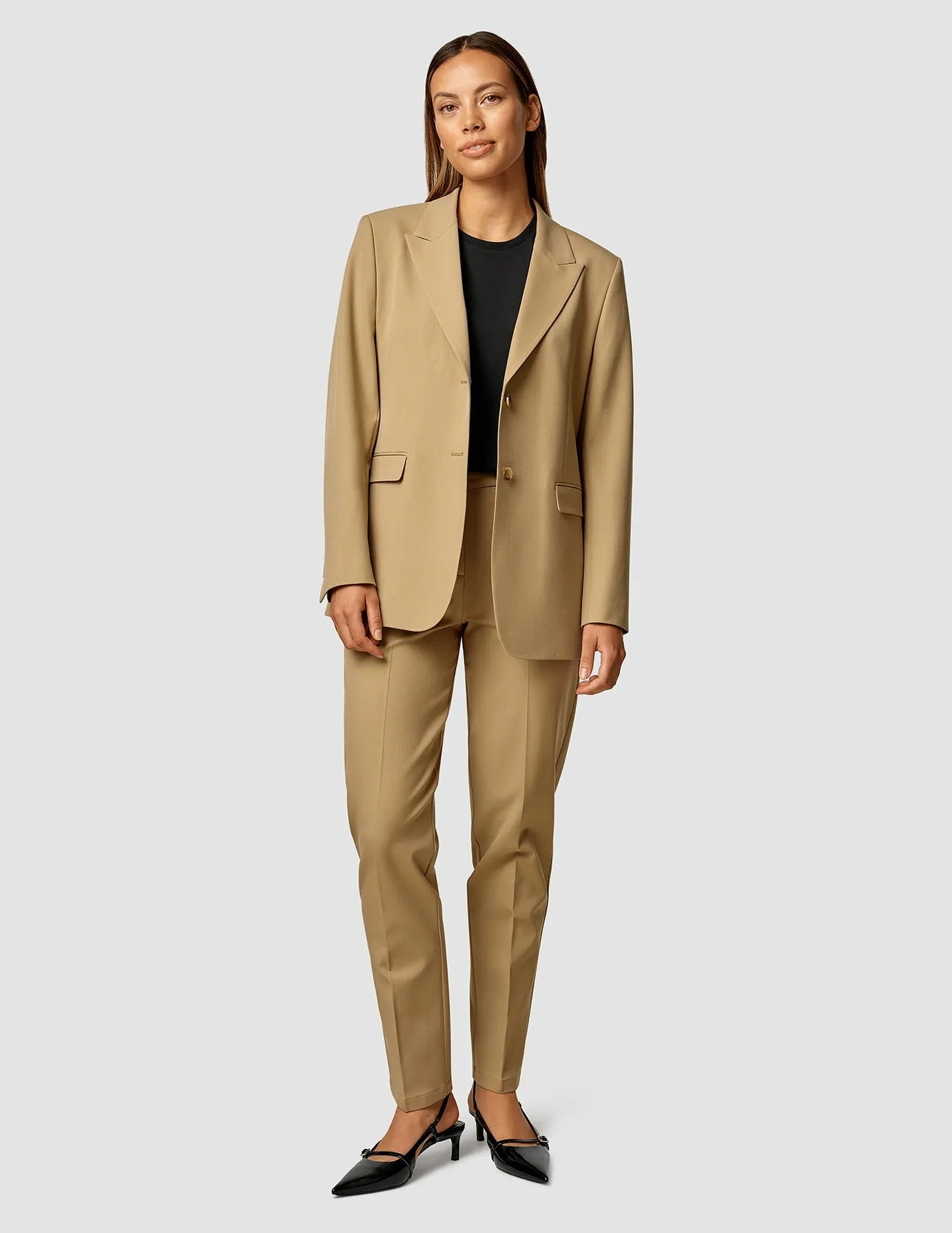 Neutral Style Sport Comfort Essential Pants Tapered Caramel