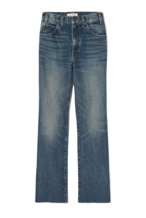 Nili Lotan Calla Jeans in Simon Wash Picnic Style Creative Look Minimalist Style Sustainable Road Trip