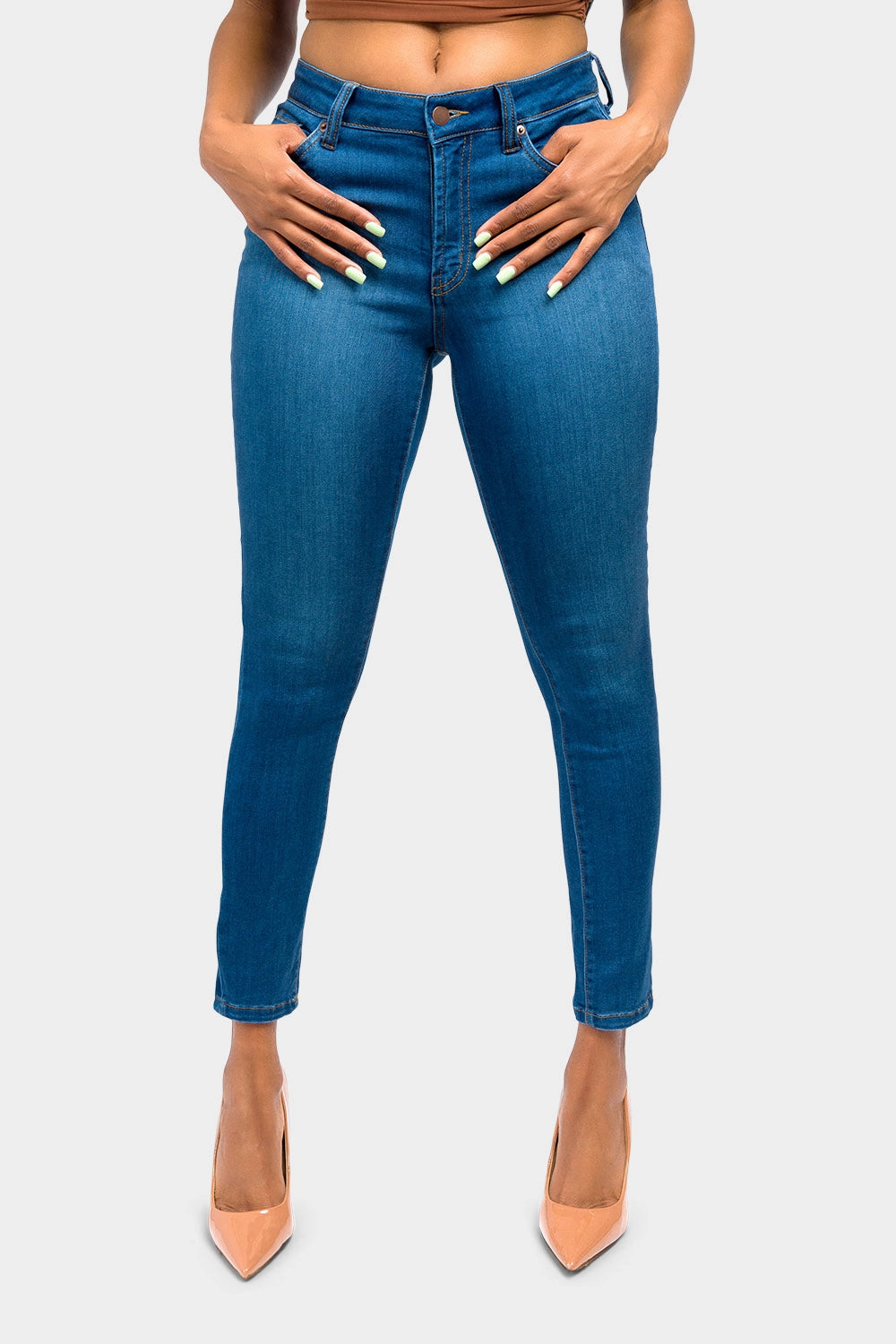 Sleek Waist Soft Waistband Essential Mid Rise Skinny Jeans