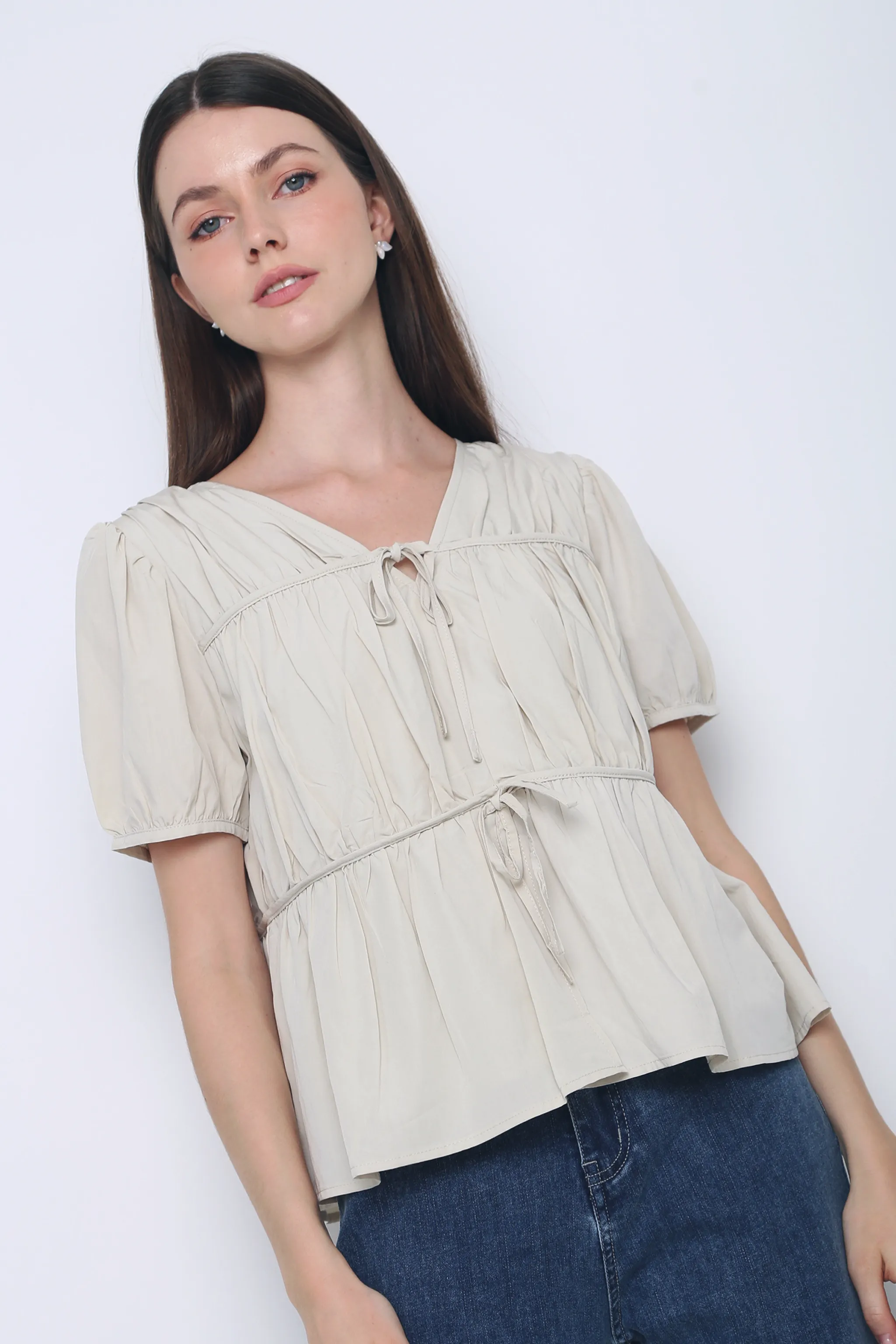 Fab Pleat Blouse Oat ConvertibleCollar SoftKnit