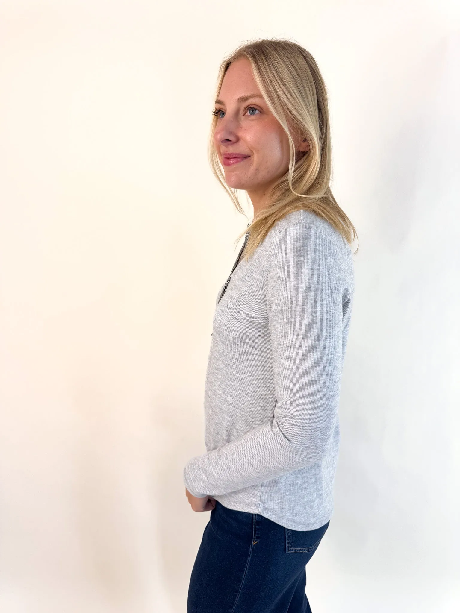 Jeslyn Color Trimmed Button Henley Budget Friendly Tourist